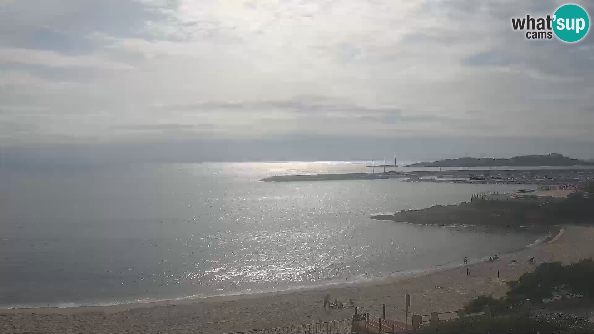 Webcam de la plage d’Isola Rossa – Vue en direct de la magnifique côte de la Sardaigne