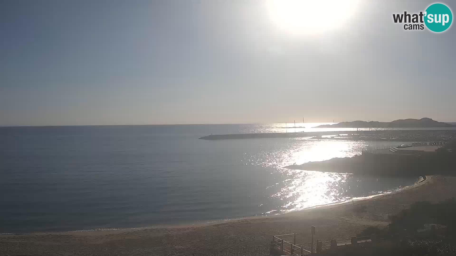 Webcam de la plage d’Isola Rossa – Vue en direct de la magnifique côte de la Sardaigne