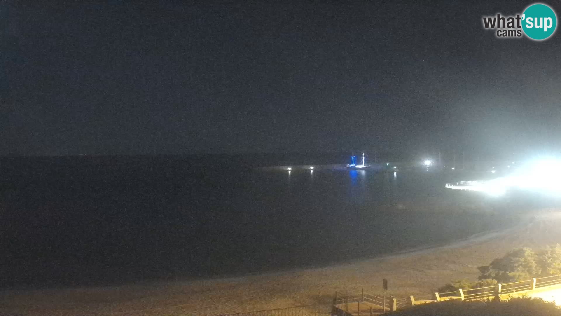 Spletna kamera plaže Isola Rossa – V živo si oglejte čudovito obalo Sardinije