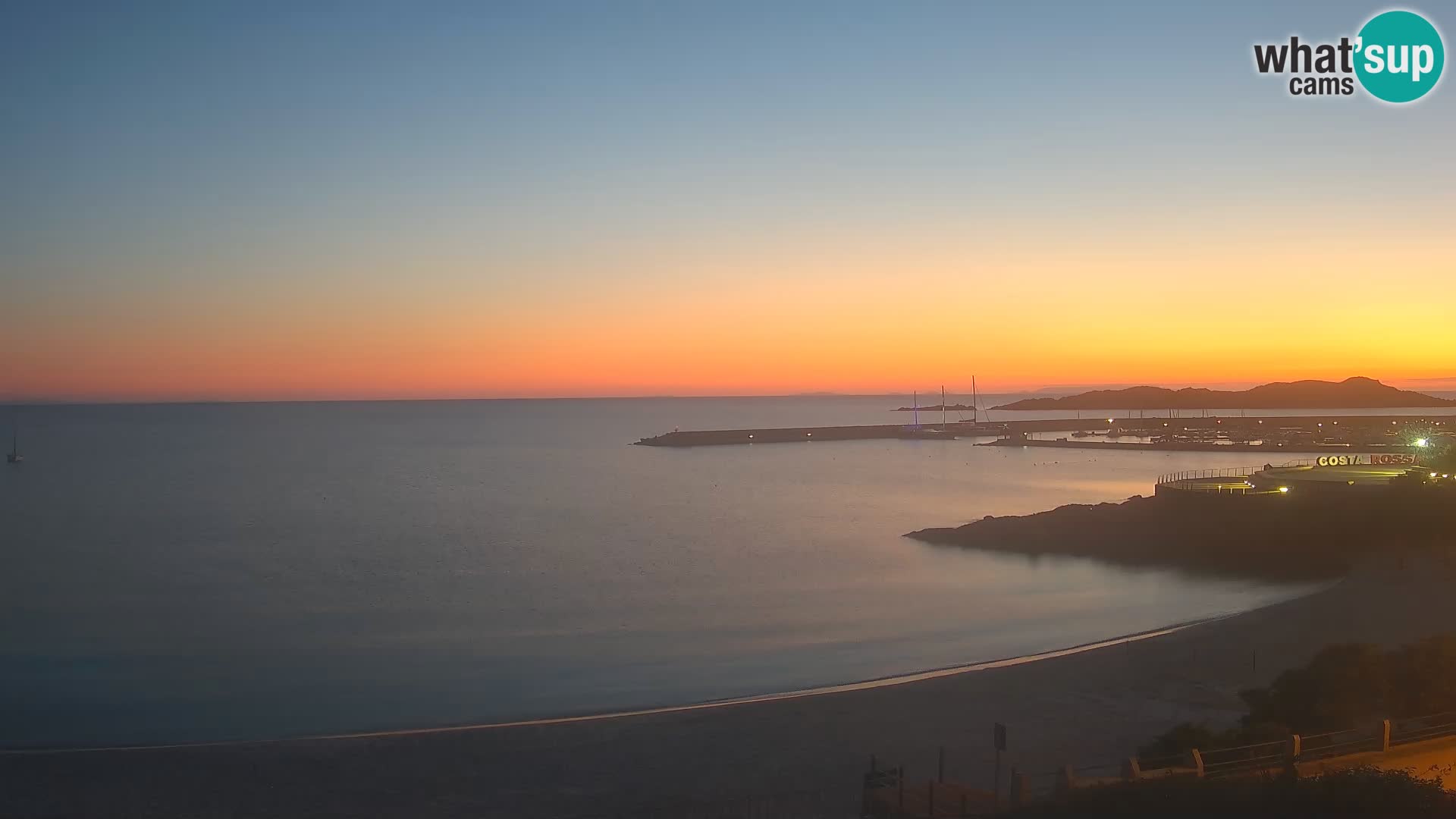 Beach Isola Rossa Webcam – Live View of Sardegna’s Stunning Shoreline