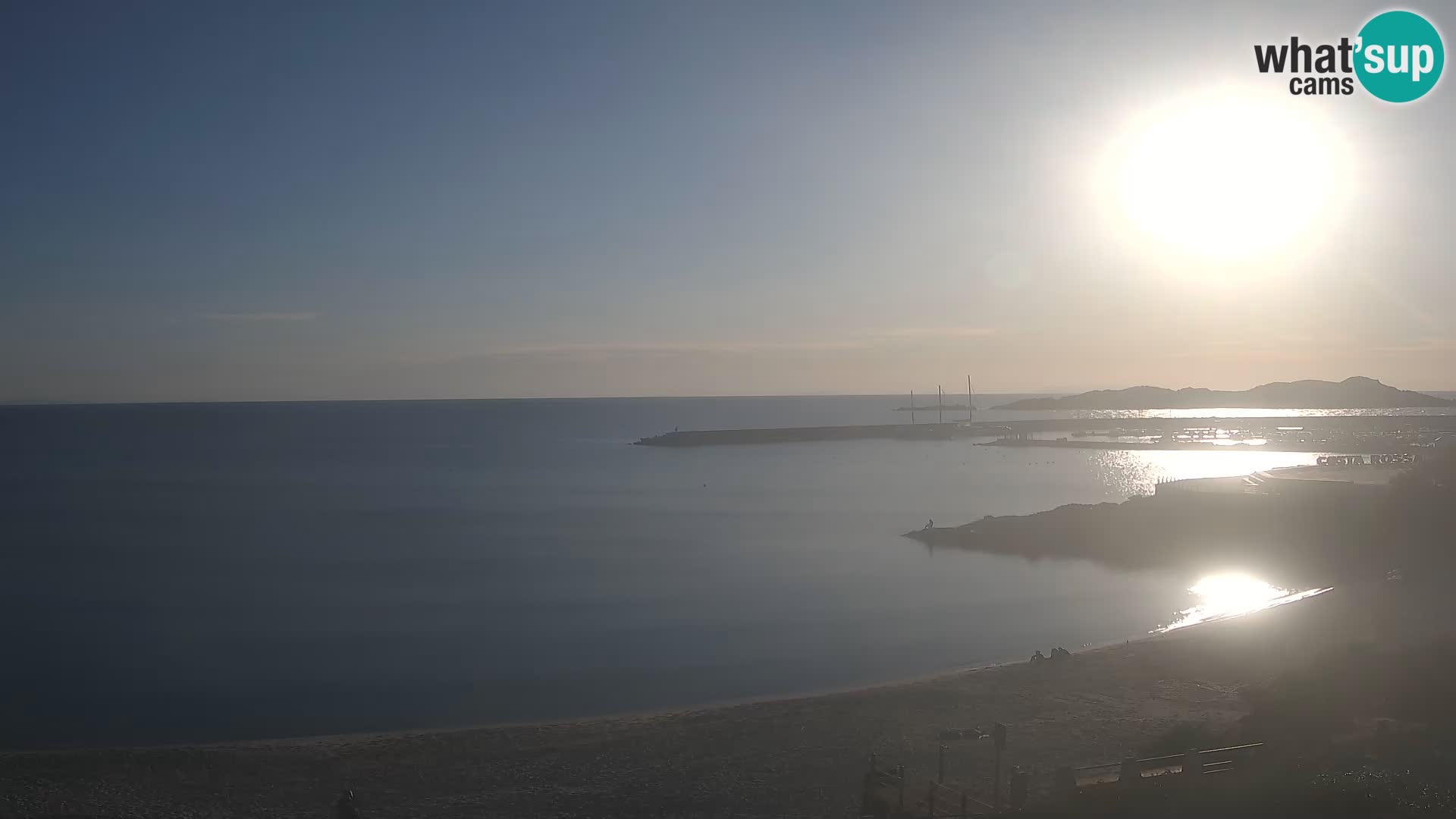 Beach Isola Rossa Webcam – Live View of Sardegna’s Stunning Shoreline