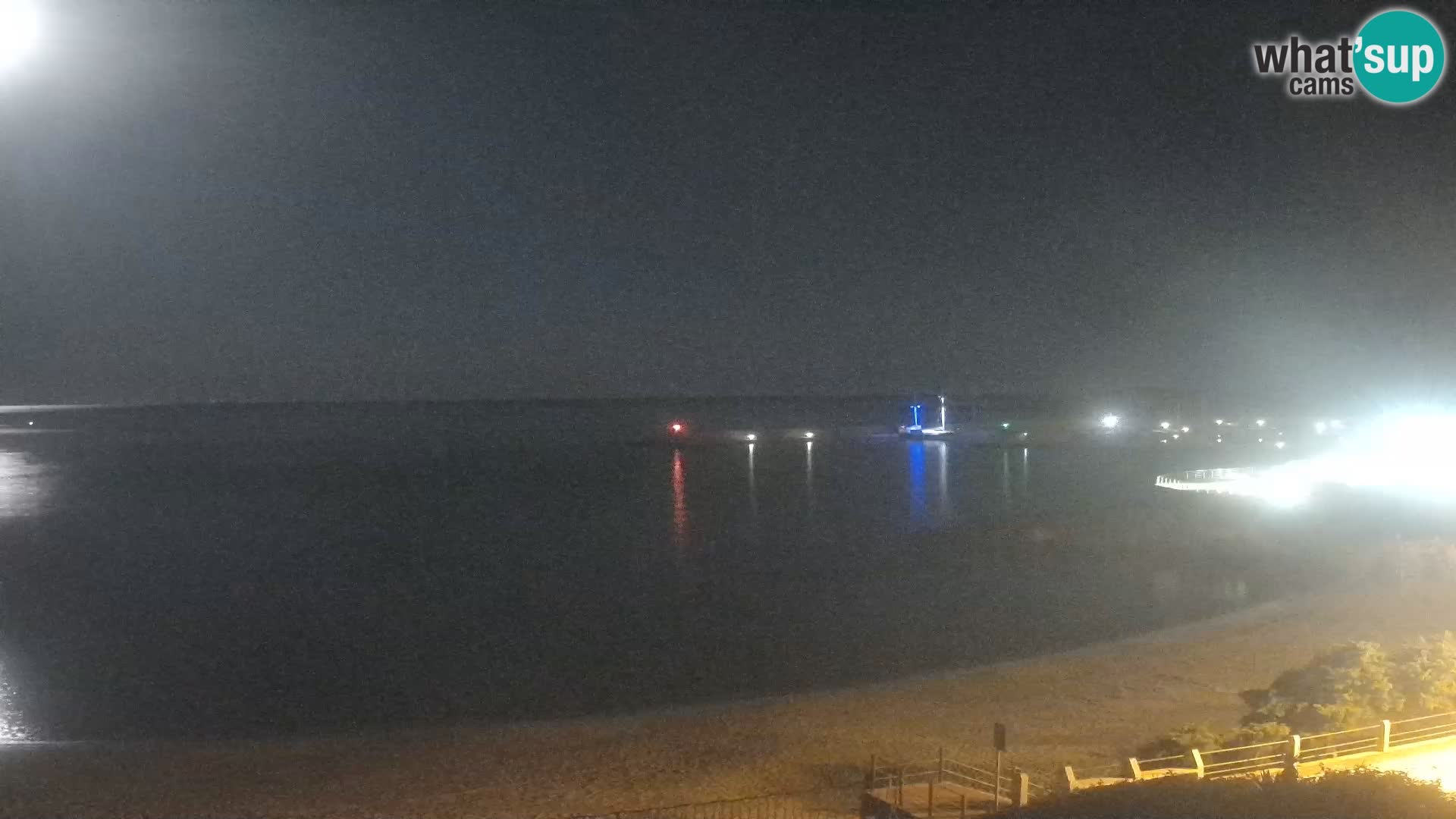 Web kamera plaže Isola Rossa – Uživo pogled na predivnu obalu Sardinije