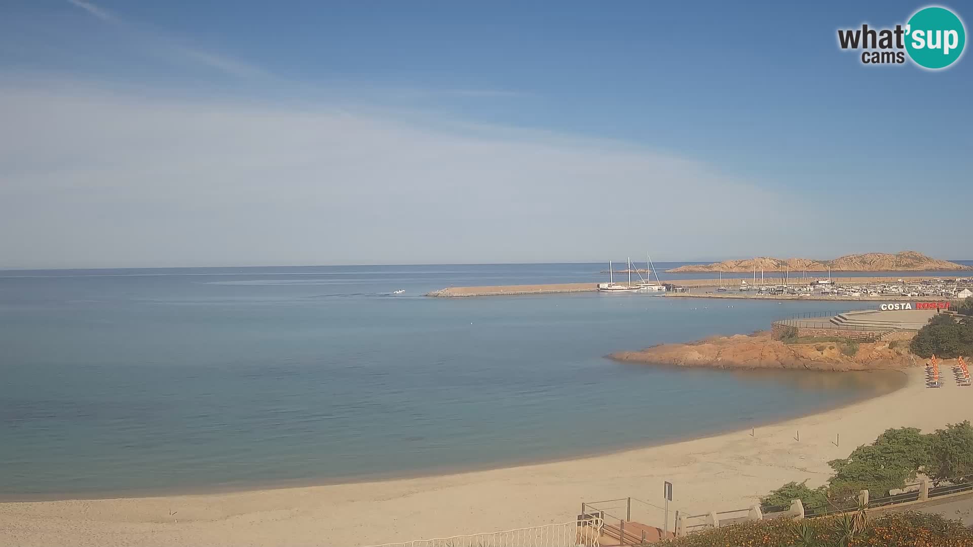 Beach Isola Rossa Webcam – Live View of Sardegna’s Stunning Shoreline