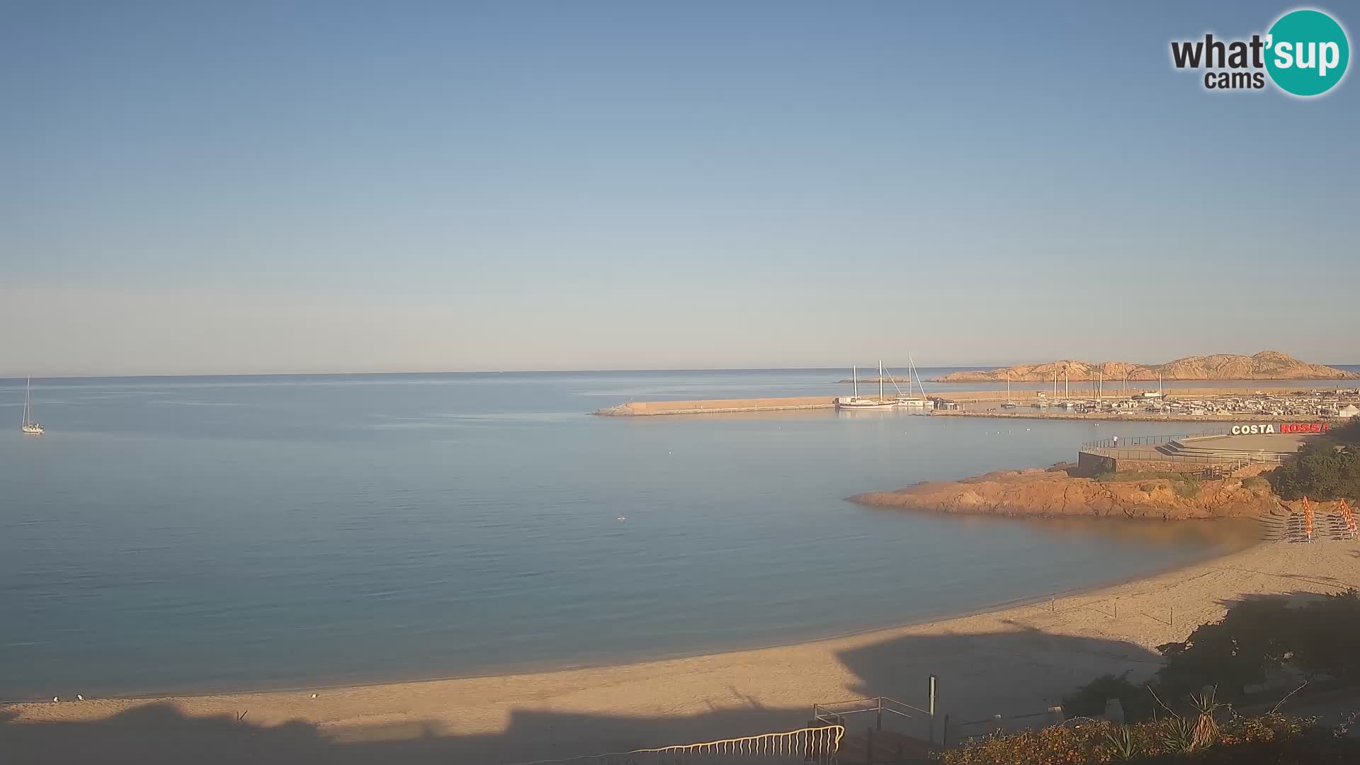 Beach Isola Rossa Webcam – Live View of Sardegna’s Stunning Shoreline