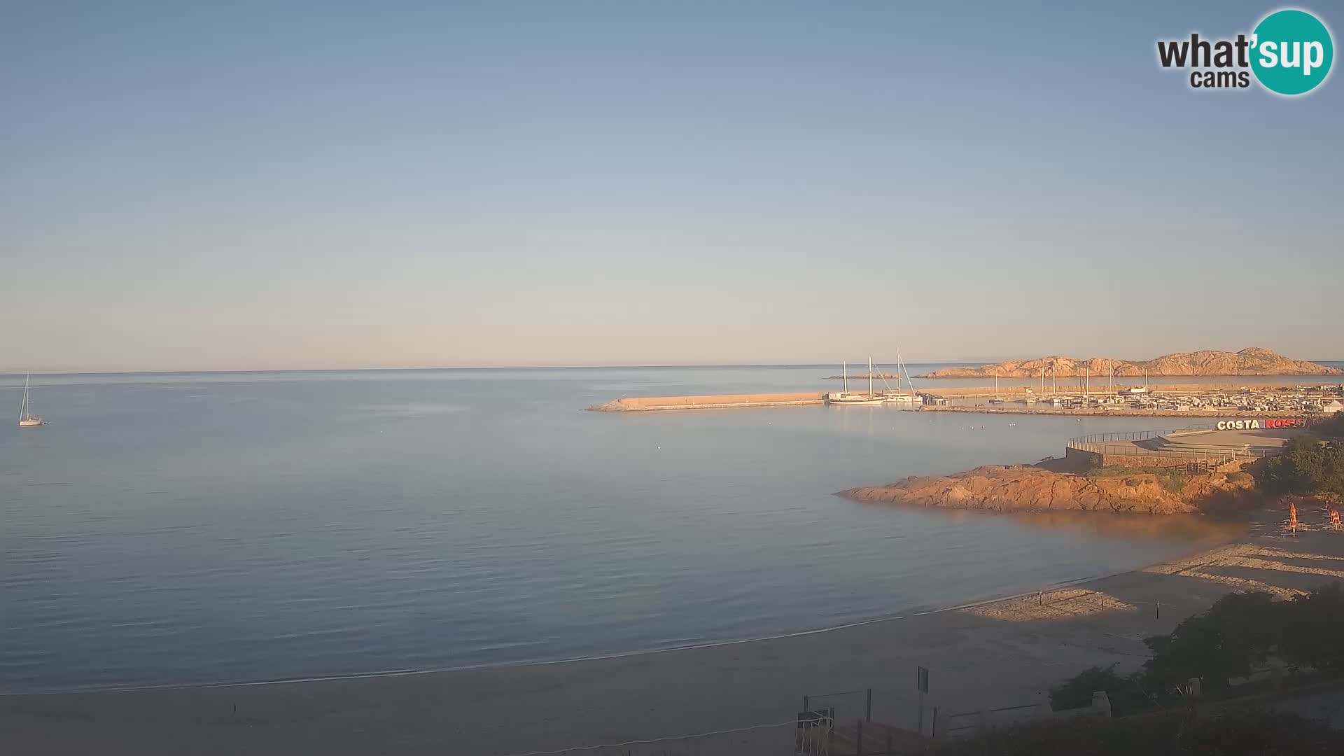 Webcam de la plage d’Isola Rossa – Vue en direct de la magnifique côte de la Sardaigne