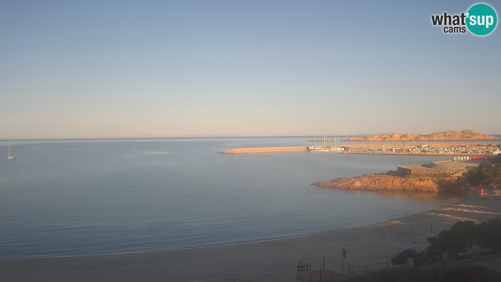 Webcam de la plage d’Isola Rossa – Vue en direct de la magnifique côte de la Sardaigne
