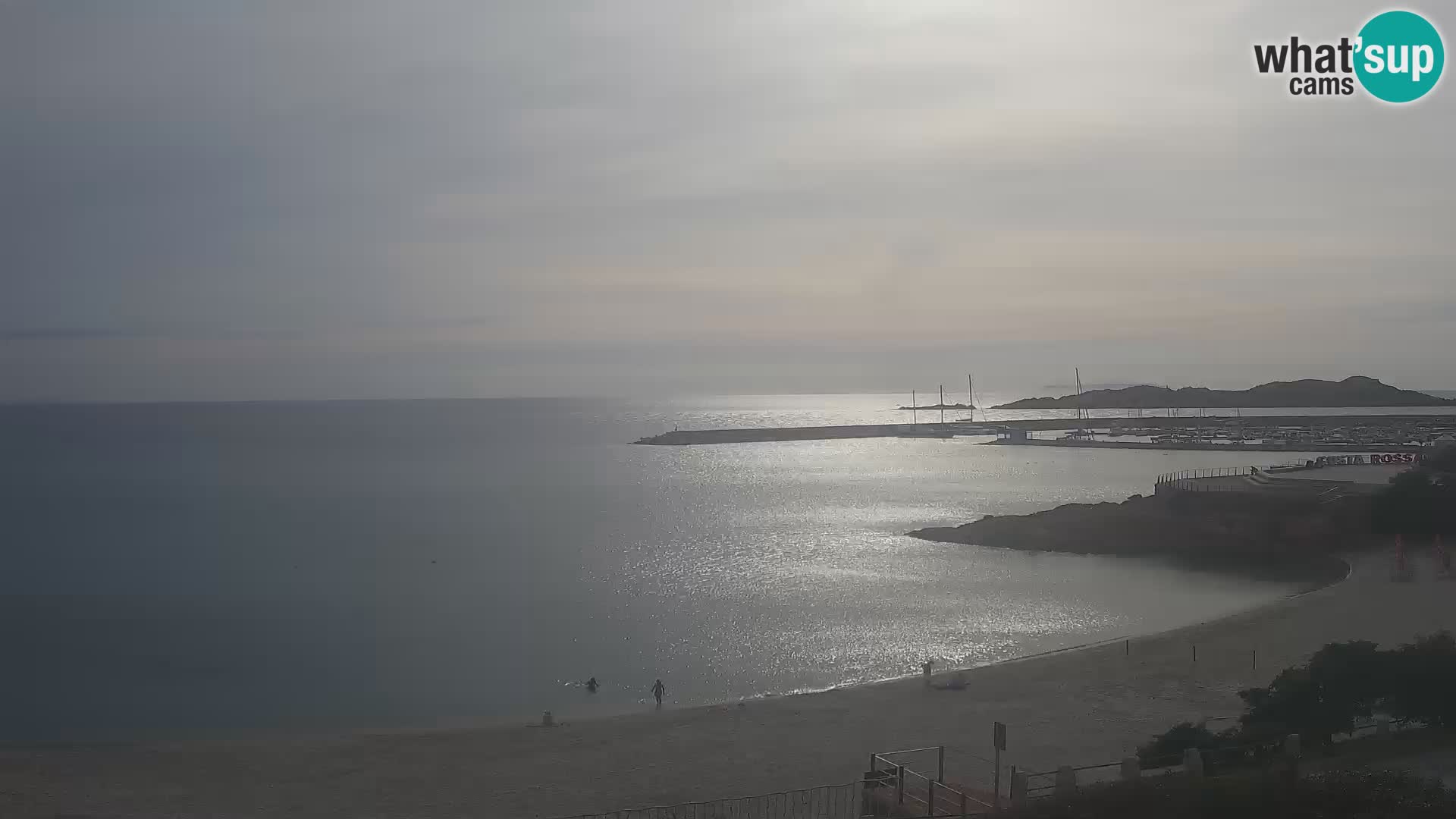 Webcam della spiaggia di Isola Rossa – Vista in diretta della meravigliosa costa della Sardegna