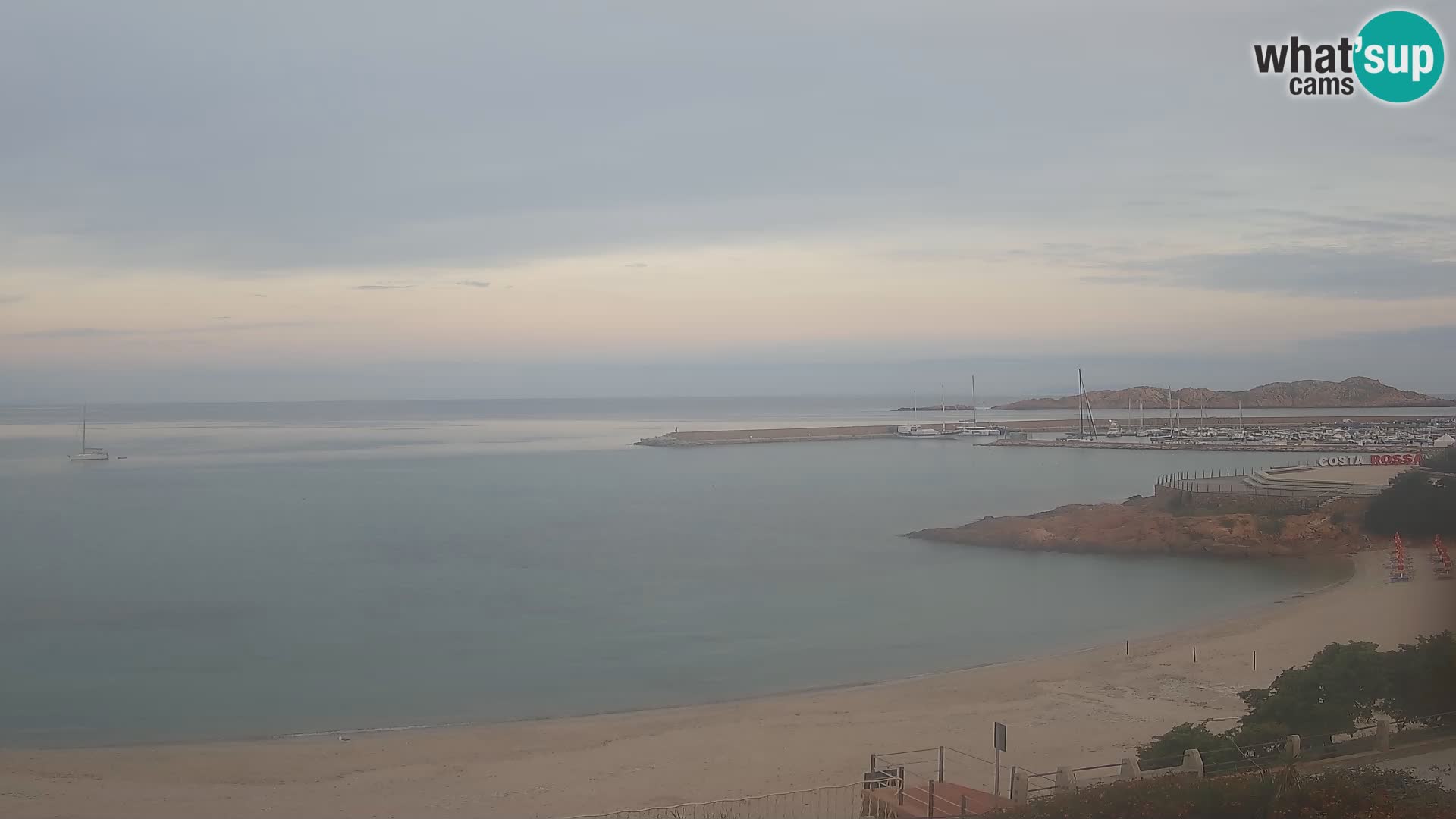 Webcam de la plage d’Isola Rossa – Vue en direct de la magnifique côte de la Sardaigne
