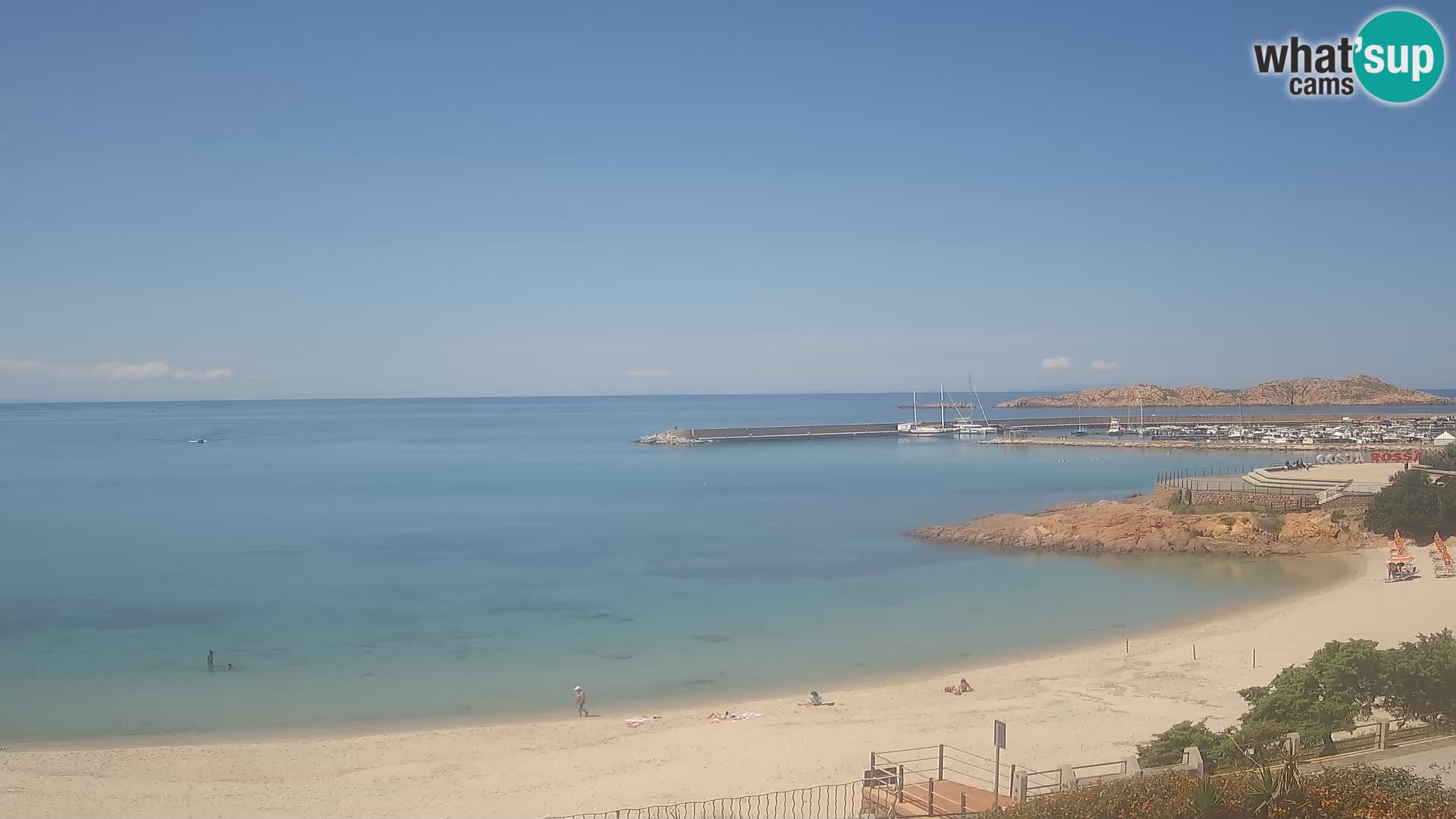 Spletna kamera plaže Isola Rossa – V živo si oglejte čudovito obalo Sardinije