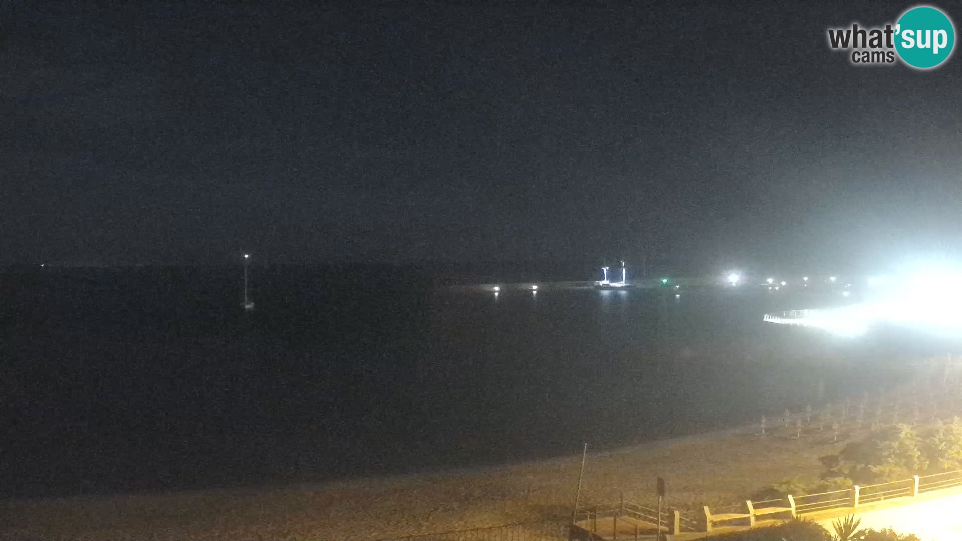 Spletna kamera plaže Isola Rossa – V živo si oglejte čudovito obalo Sardinije