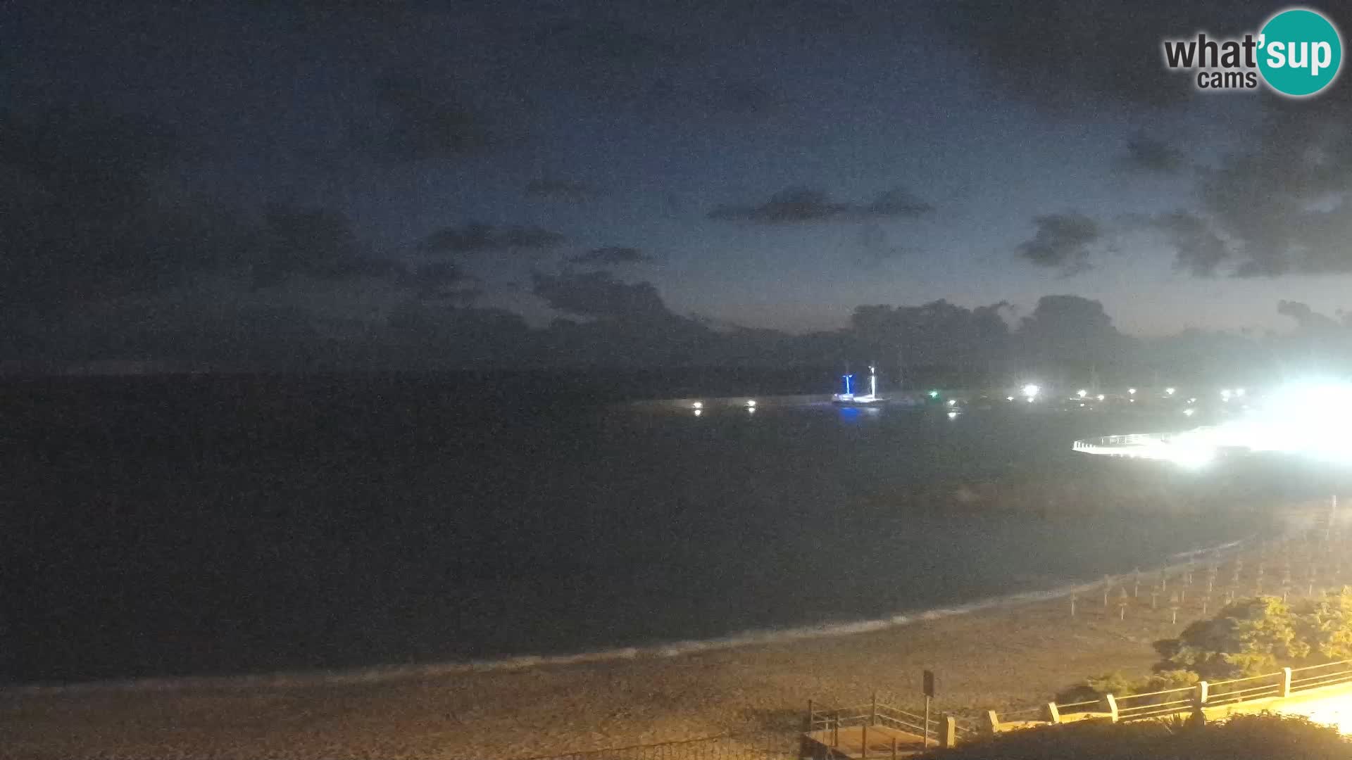 Isola Rossa Strand Webcam – Live-Ansicht der atemberaubenden Küstenlinie von Sardinien