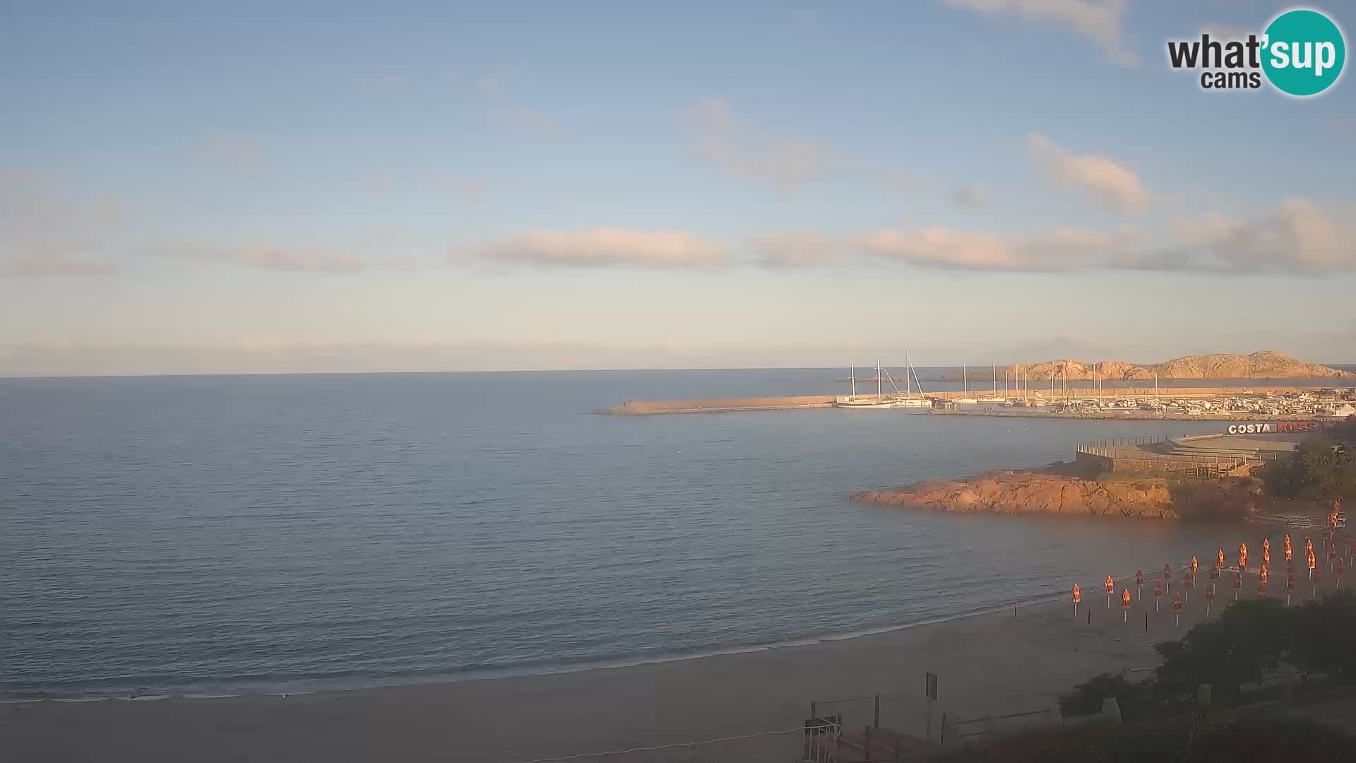 Beach Isola Rossa Webcam – Live View of Sardegna’s Stunning Shoreline