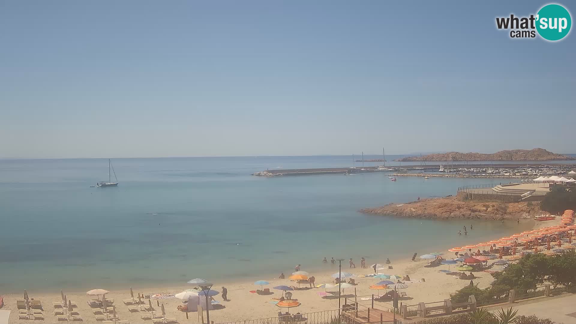 Beach Isola Rossa Webcam – Live View of Sardegna’s Stunning Shoreline