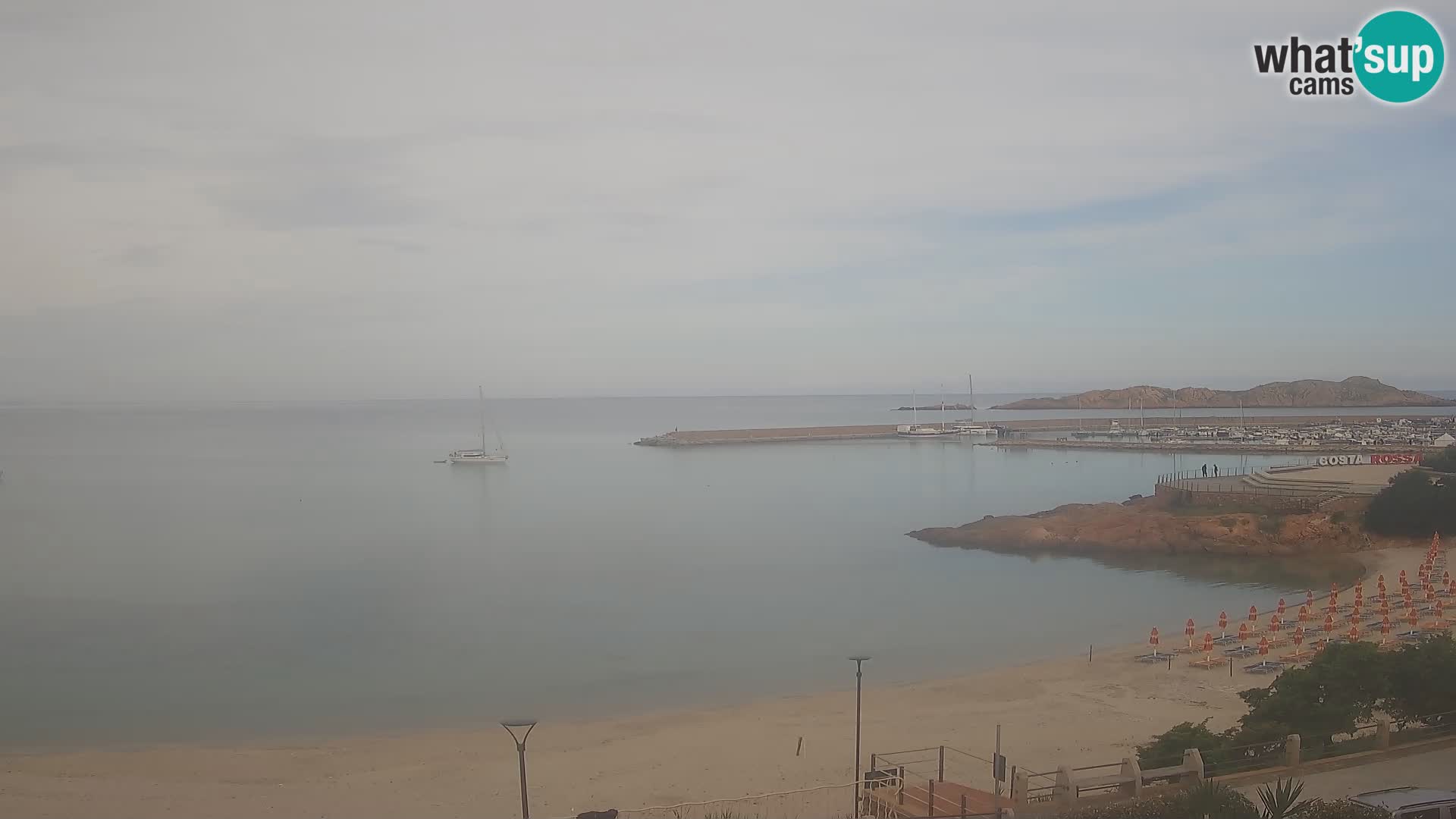 Web kamera plaže Isola Rossa – Uživo pogled na predivnu obalu Sardinije