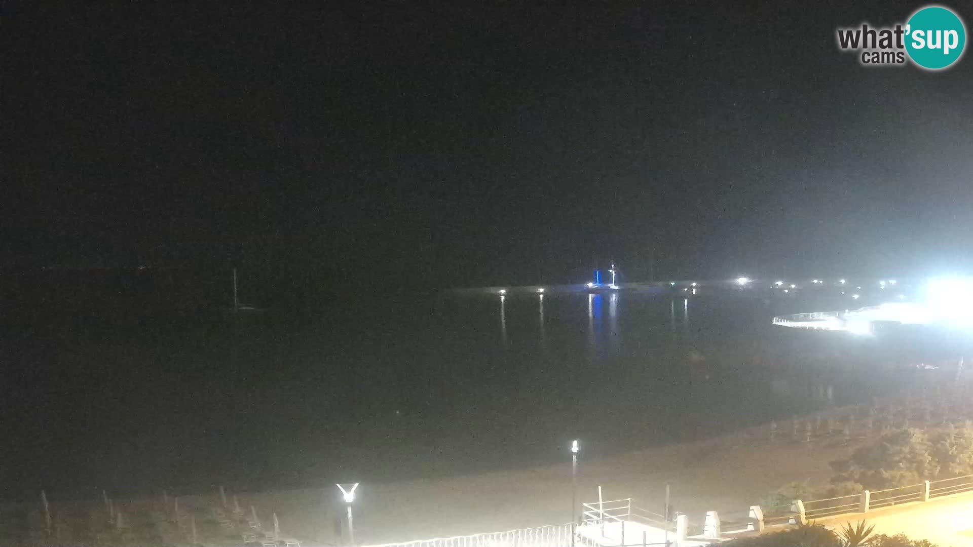 Spletna kamera plaže Isola Rossa – V živo si oglejte čudovito obalo Sardinije