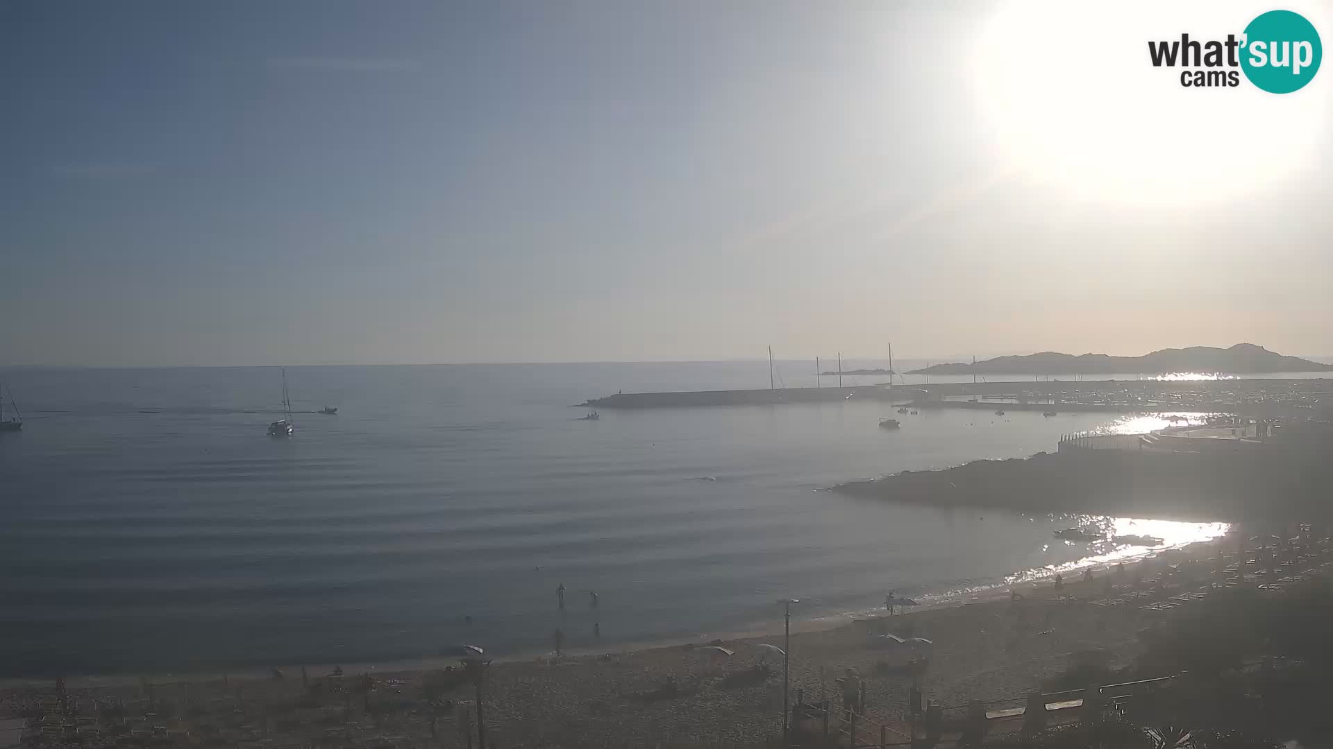 Beach Isola Rossa Webcam – Live View of Sardegna’s Stunning Shoreline