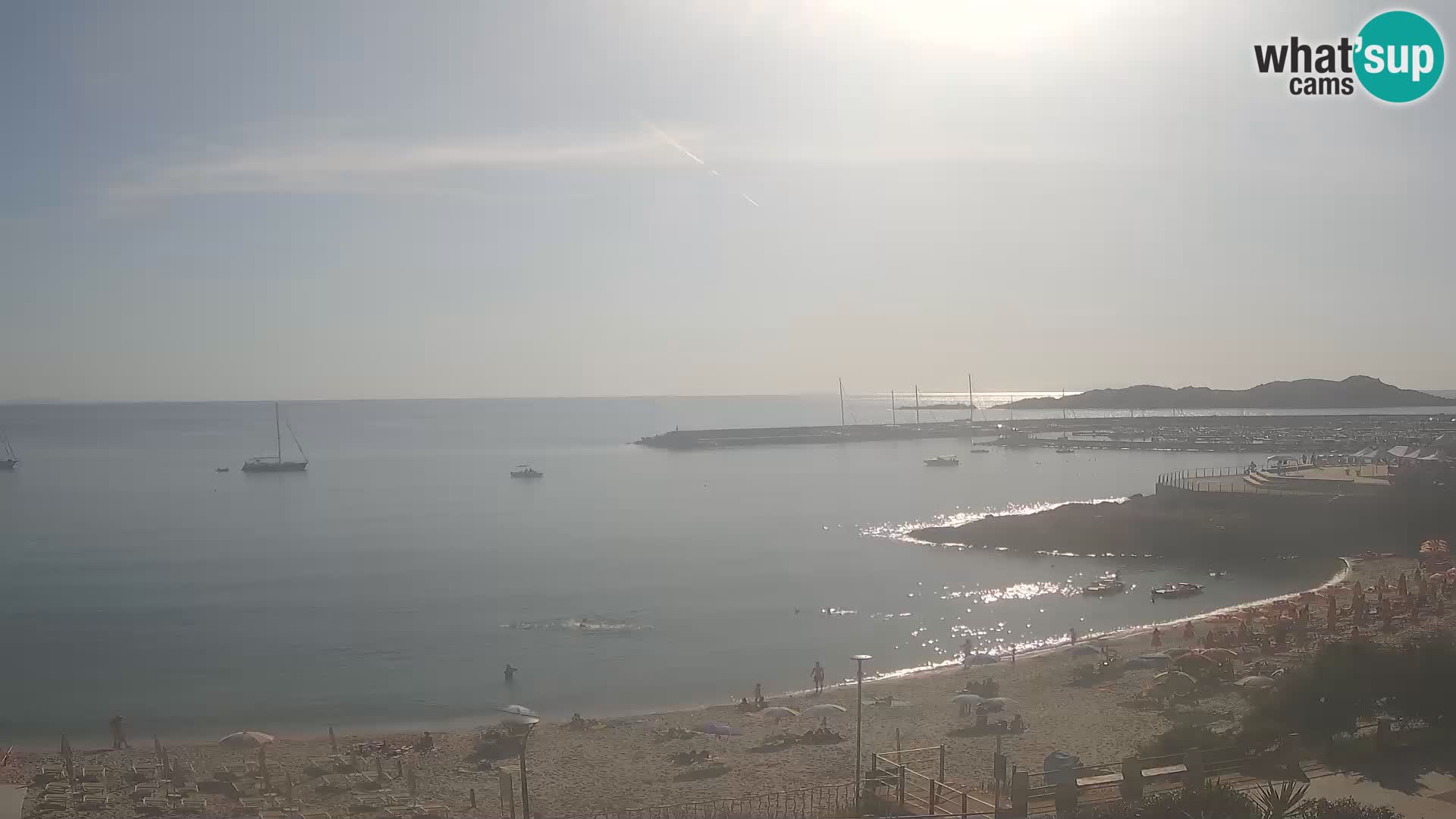 Web kamera plaže Isola Rossa – Uživo pogled na predivnu obalu Sardinije