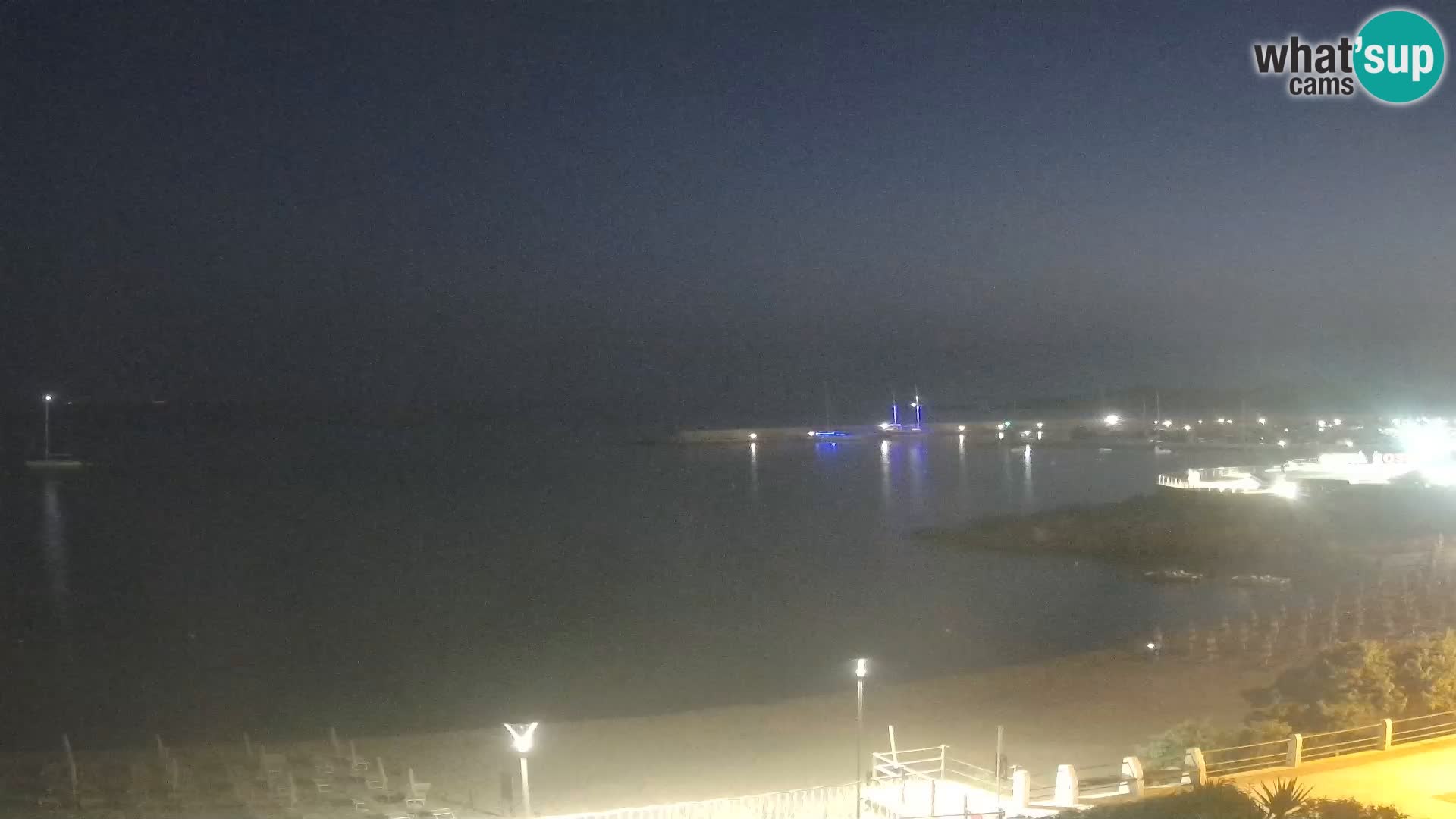 Beach Isola Rossa Webcam – Live View of Sardegna’s Stunning Shoreline