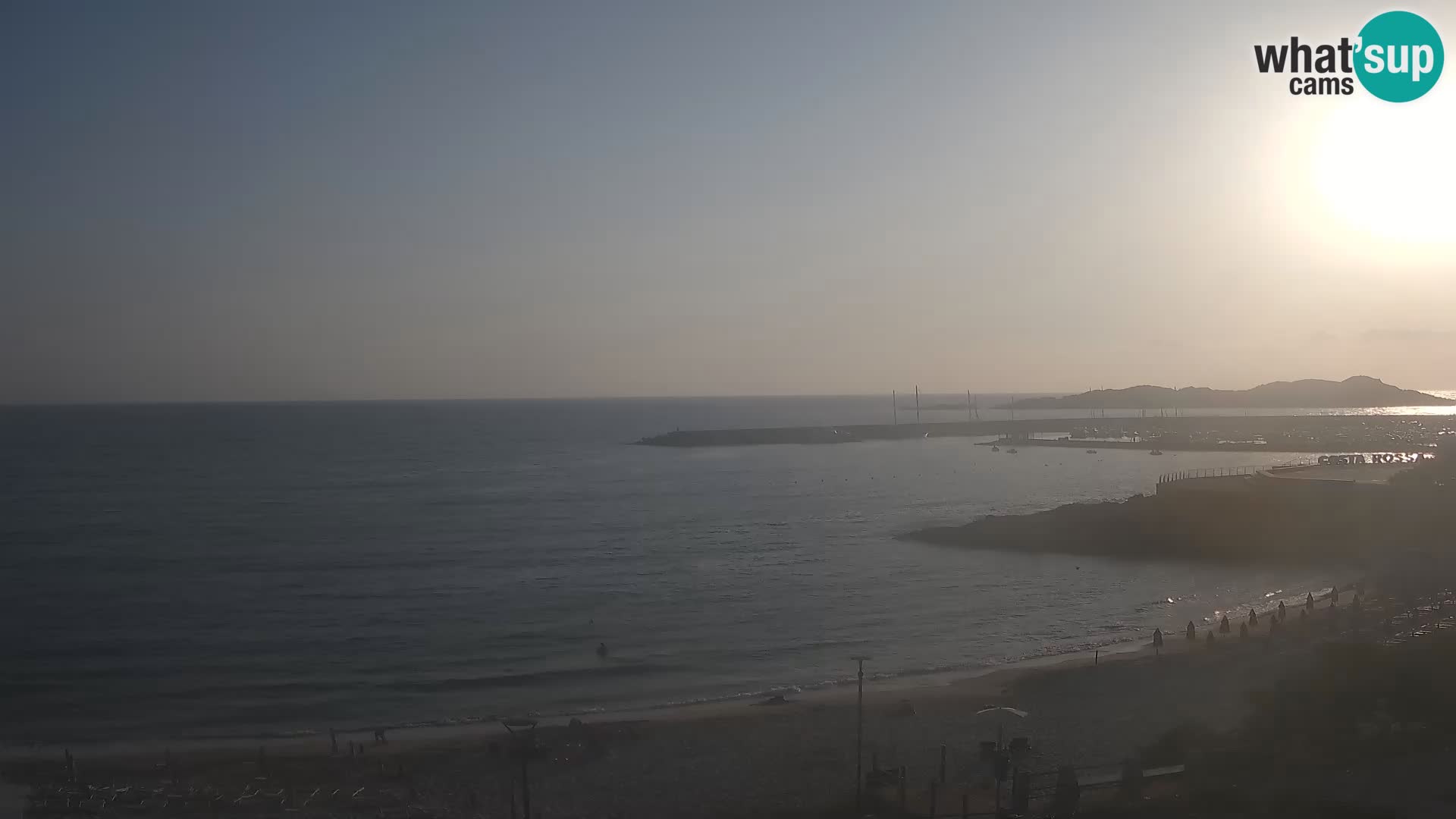 Isola Rossa Strand Webcam – Live-Ansicht der atemberaubenden Küstenlinie von Sardinien
