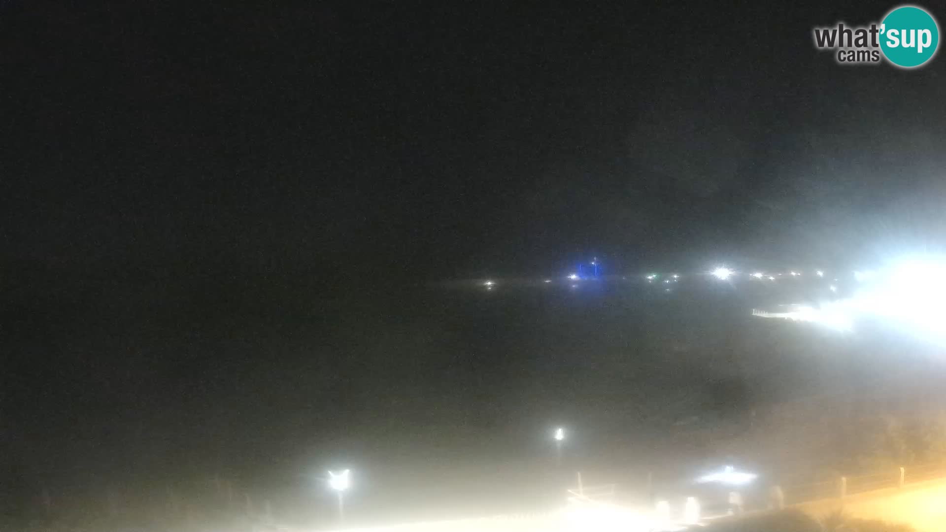 Webcam della spiaggia di Isola Rossa – Vista in diretta della meravigliosa costa della Sardegna
