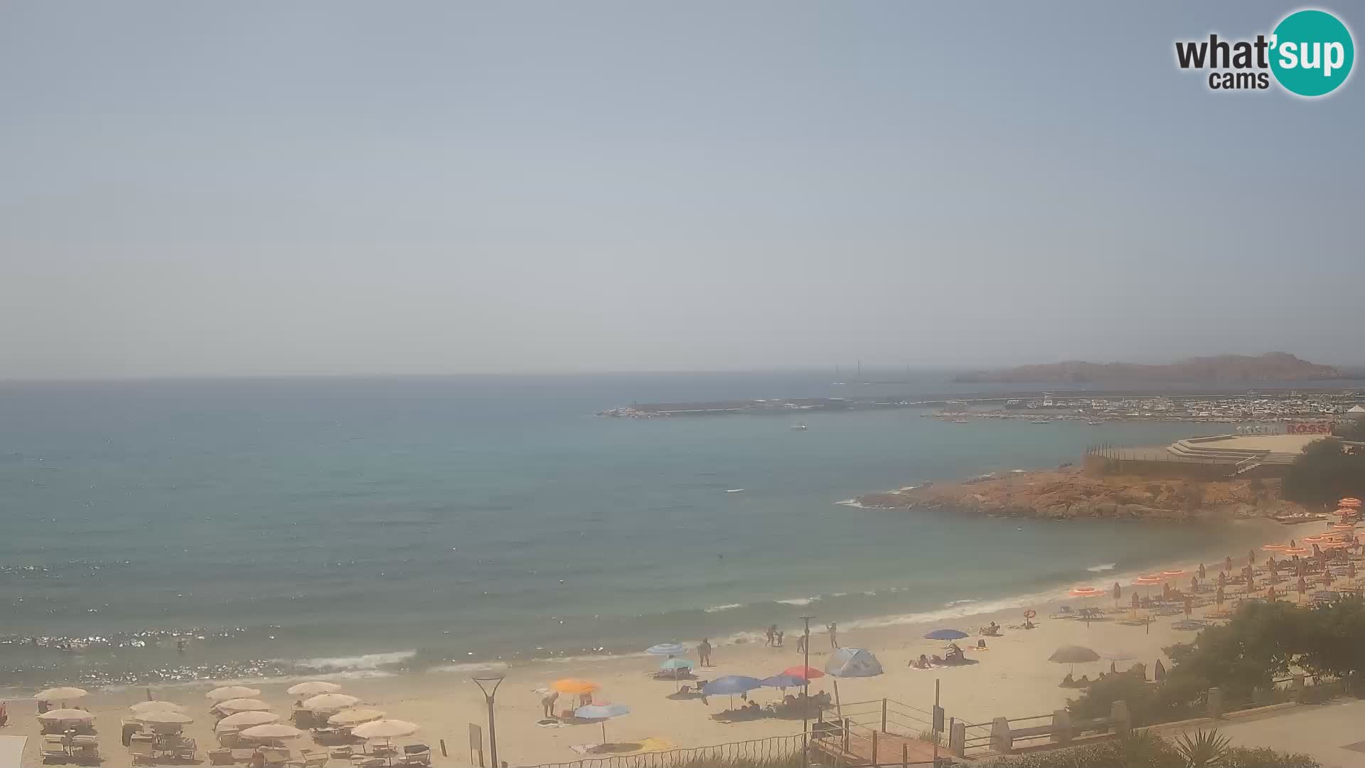 Spletna kamera plaže Isola Rossa – V živo si oglejte čudovito obalo Sardinije