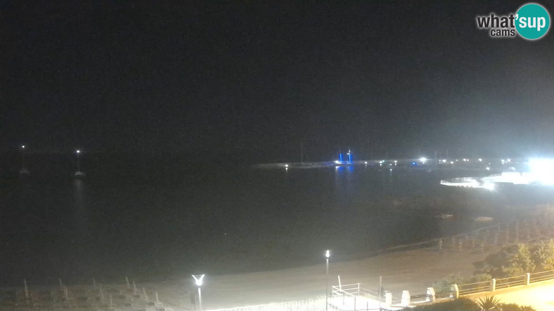 Beach Isola Rossa Webcam – Live View of Sardegna’s Stunning Shoreline