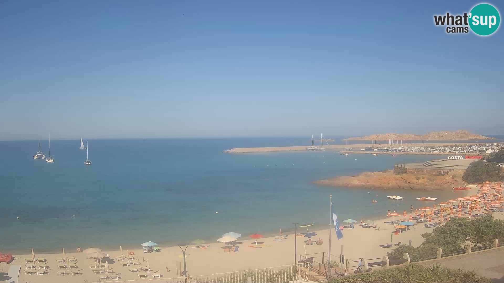 Web kamera plaže Isola Rossa – Uživo pogled na predivnu obalu Sardinije