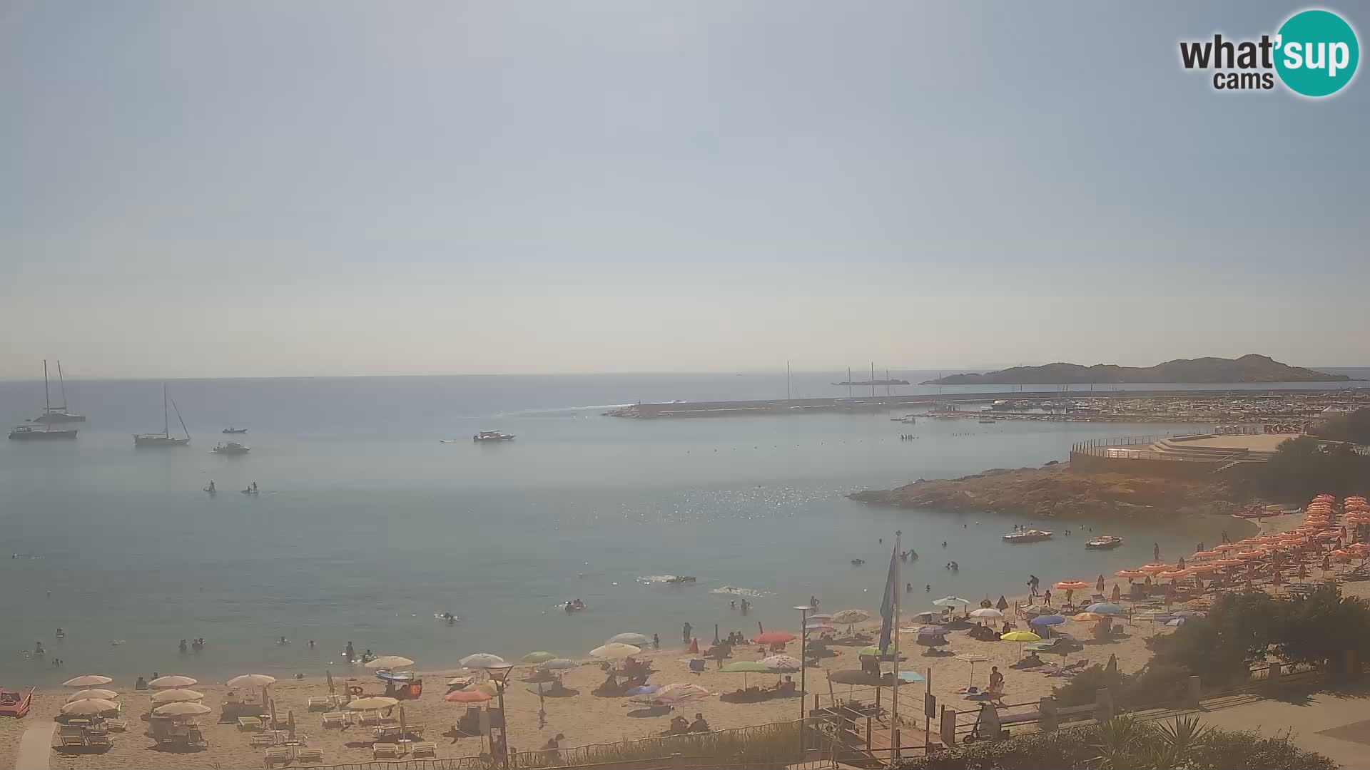 Spletna kamera plaže Isola Rossa – V živo si oglejte čudovito obalo Sardinije