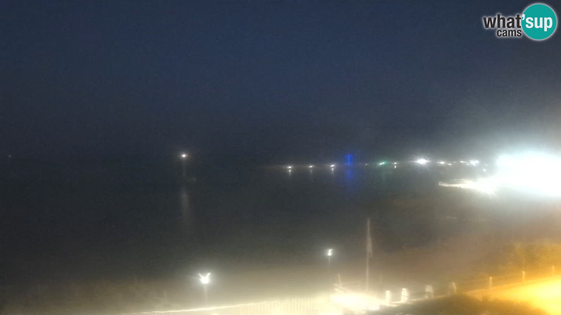 Webcam della spiaggia di Isola Rossa – Vista in diretta della meravigliosa costa della Sardegna