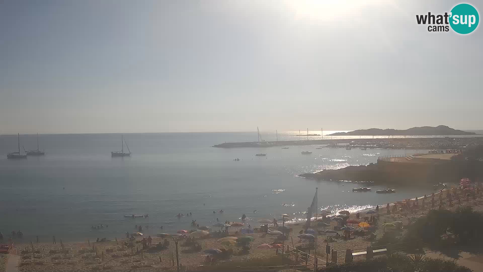 Beach Isola Rossa Webcam – Live View of Sardegna’s Stunning Shoreline