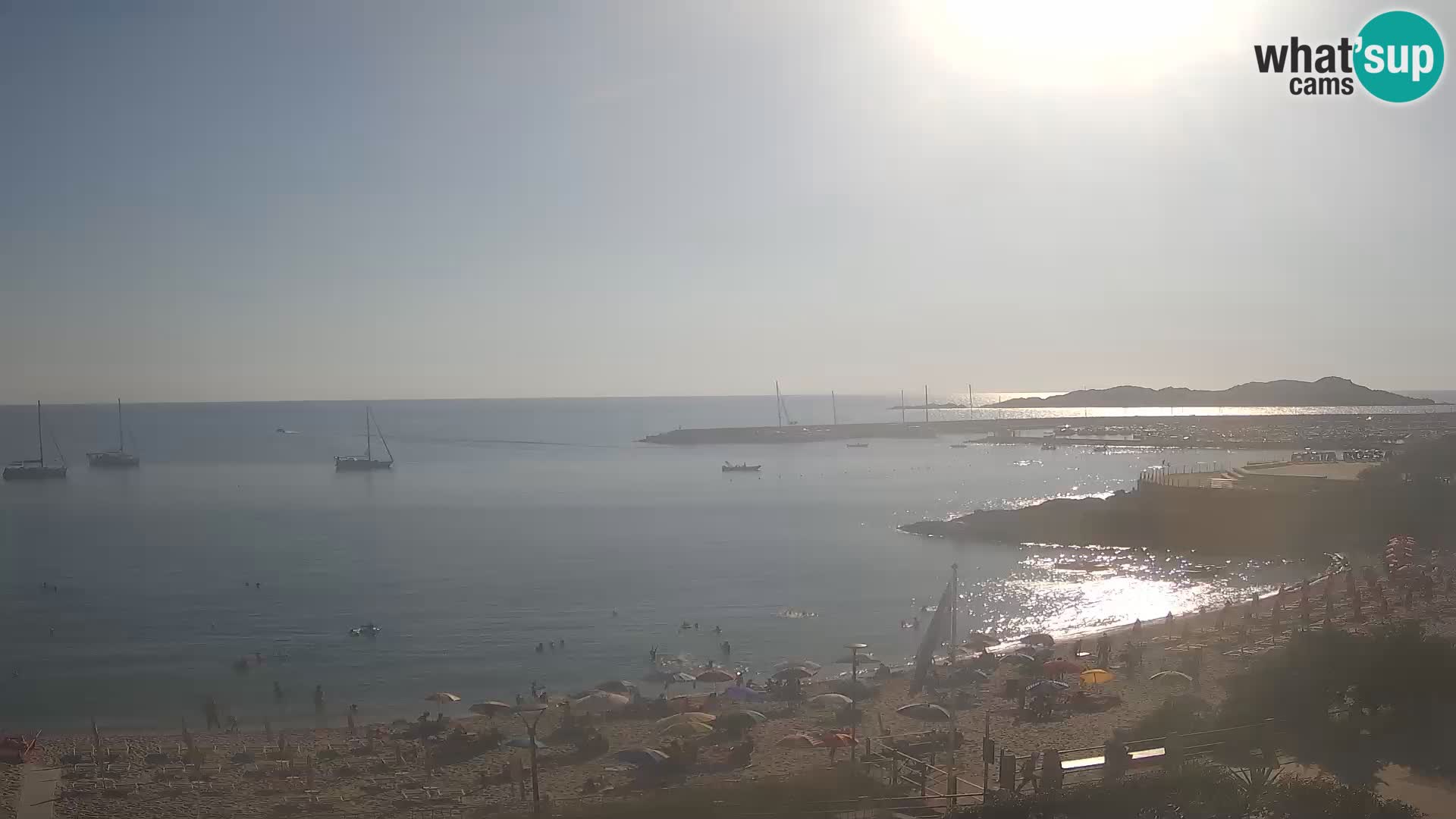 Isola Rossa Strand Webcam – Live-Ansicht der atemberaubenden Küstenlinie von Sardinien