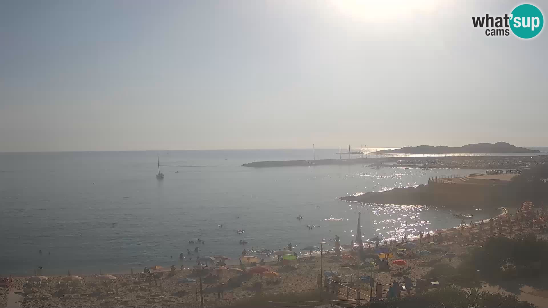 Beach Isola Rossa Webcam – Live View of Sardegna’s Stunning Shoreline