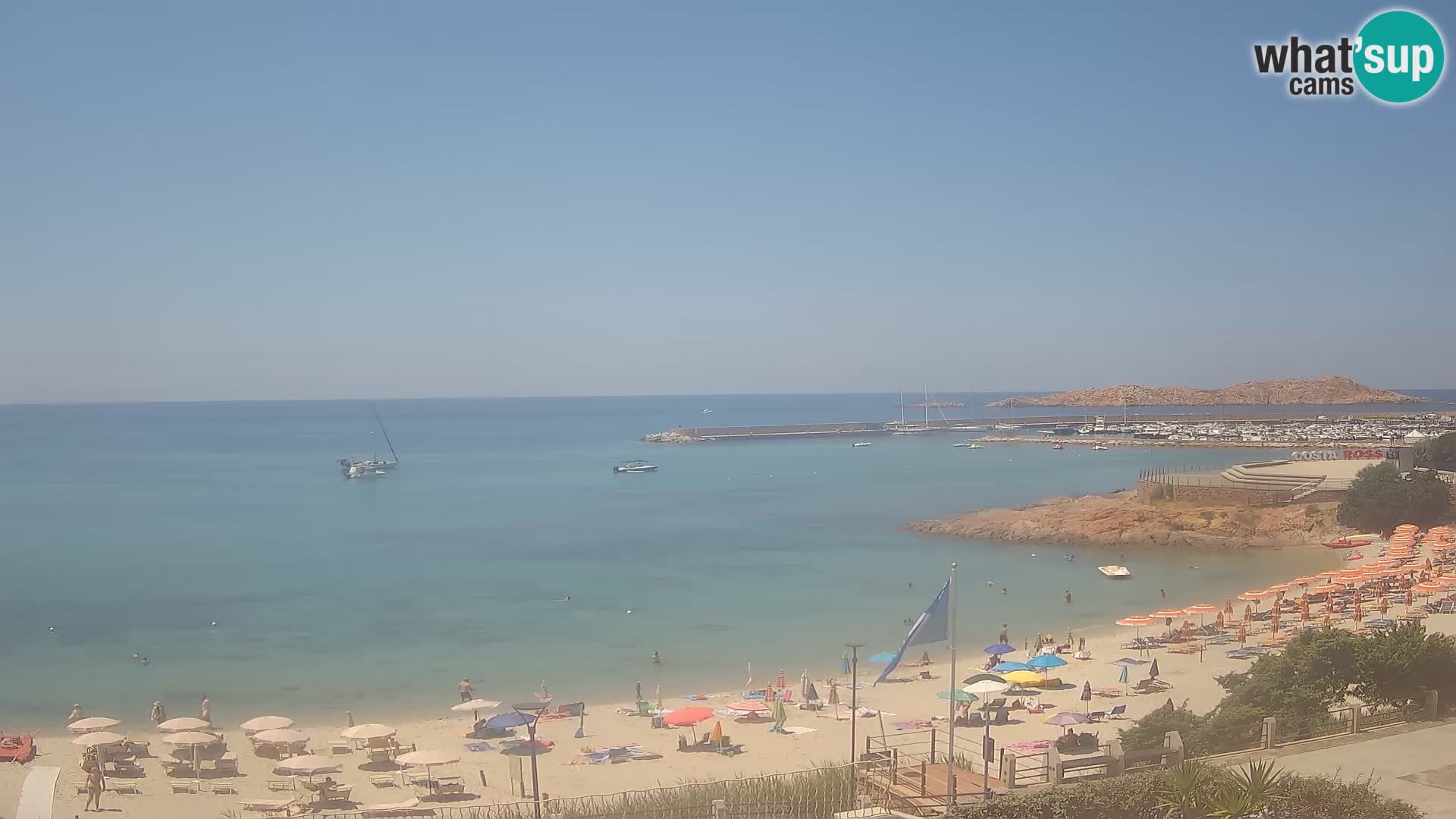 Webcam della spiaggia di Isola Rossa – Vista in diretta della meravigliosa costa della Sardegna