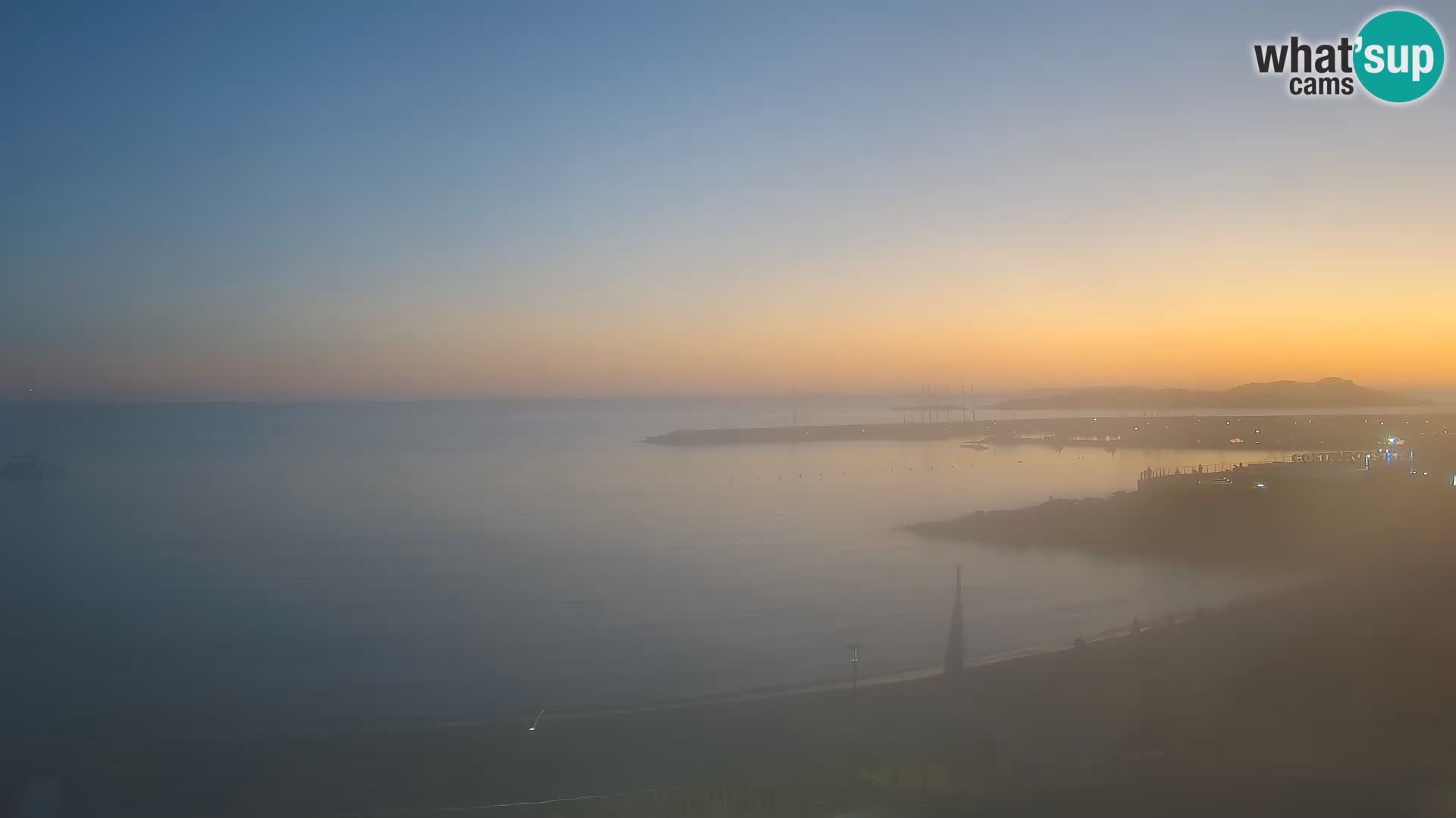 Beach Isola Rossa Webcam – Live View of Sardegna’s Stunning Shoreline