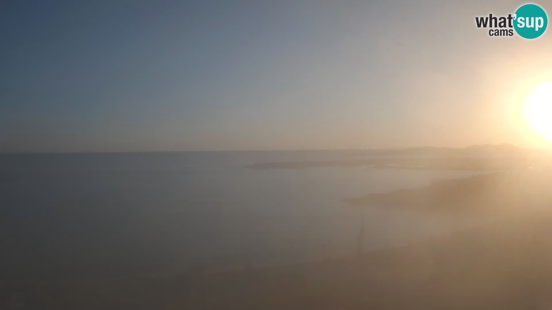 Beach Isola Rossa Webcam – Live View of Sardegna’s Stunning Shoreline