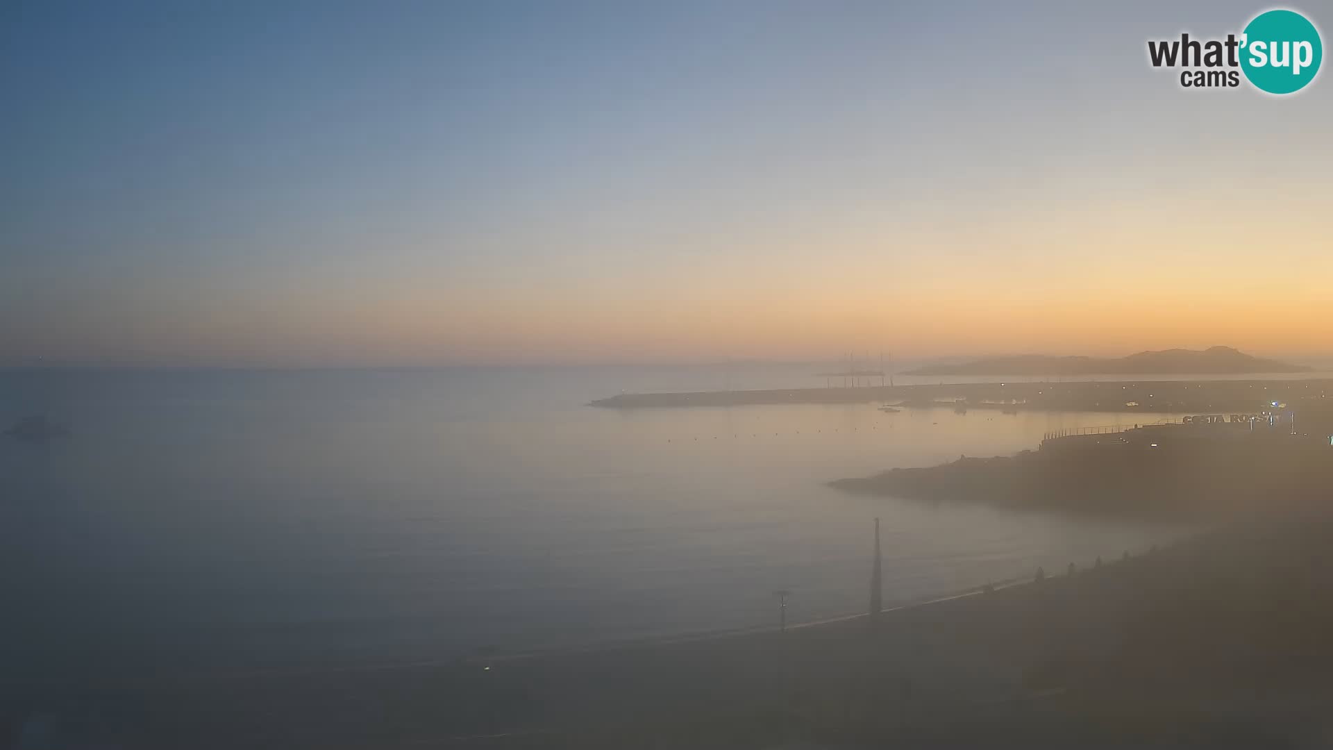Beach Isola Rossa Webcam – Live View of Sardegna’s Stunning Shoreline