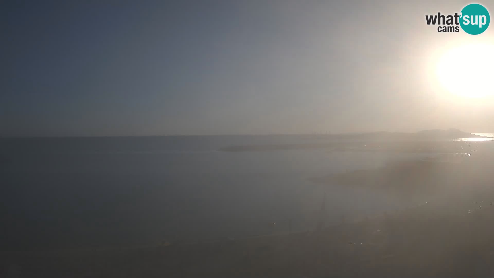 Beach Isola Rossa Webcam – Live View of Sardegna’s Stunning Shoreline