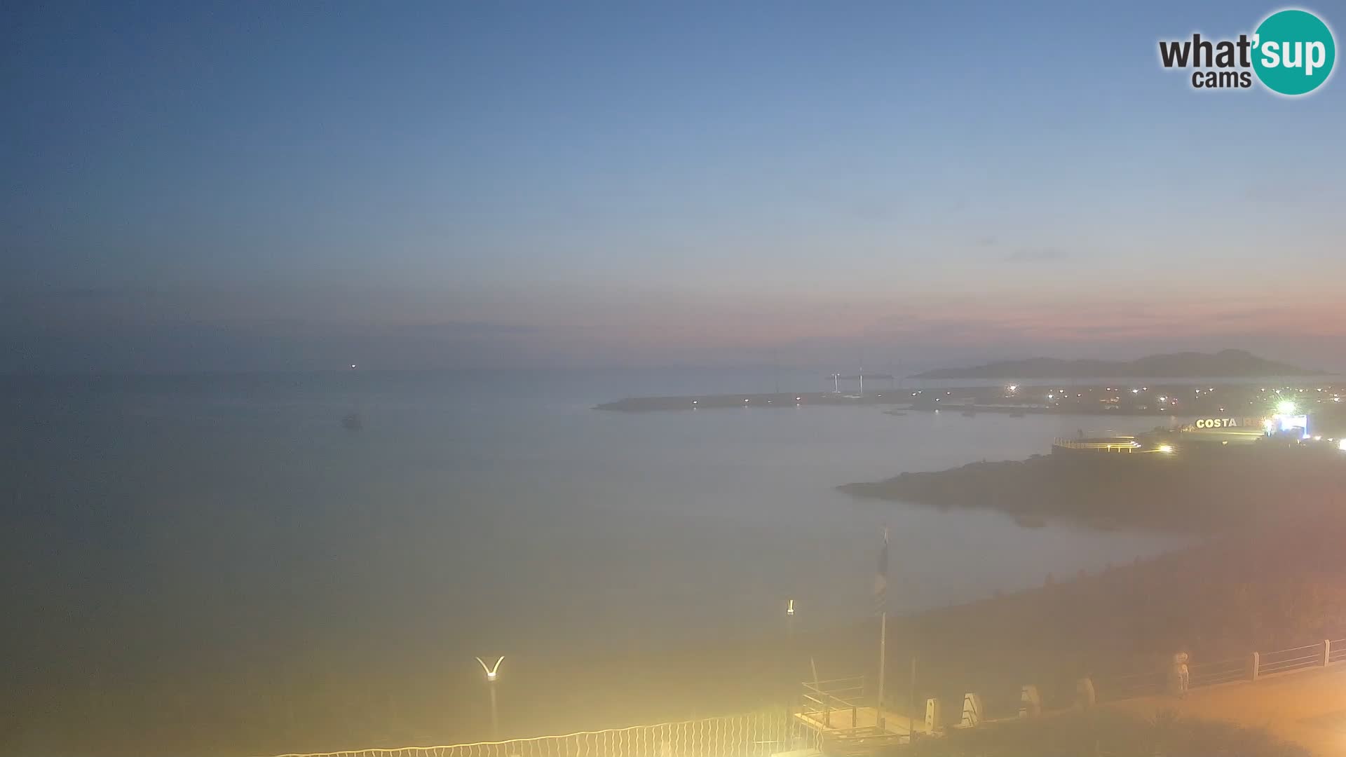 Beach Isola Rossa Webcam – Live View of Sardegna’s Stunning Shoreline