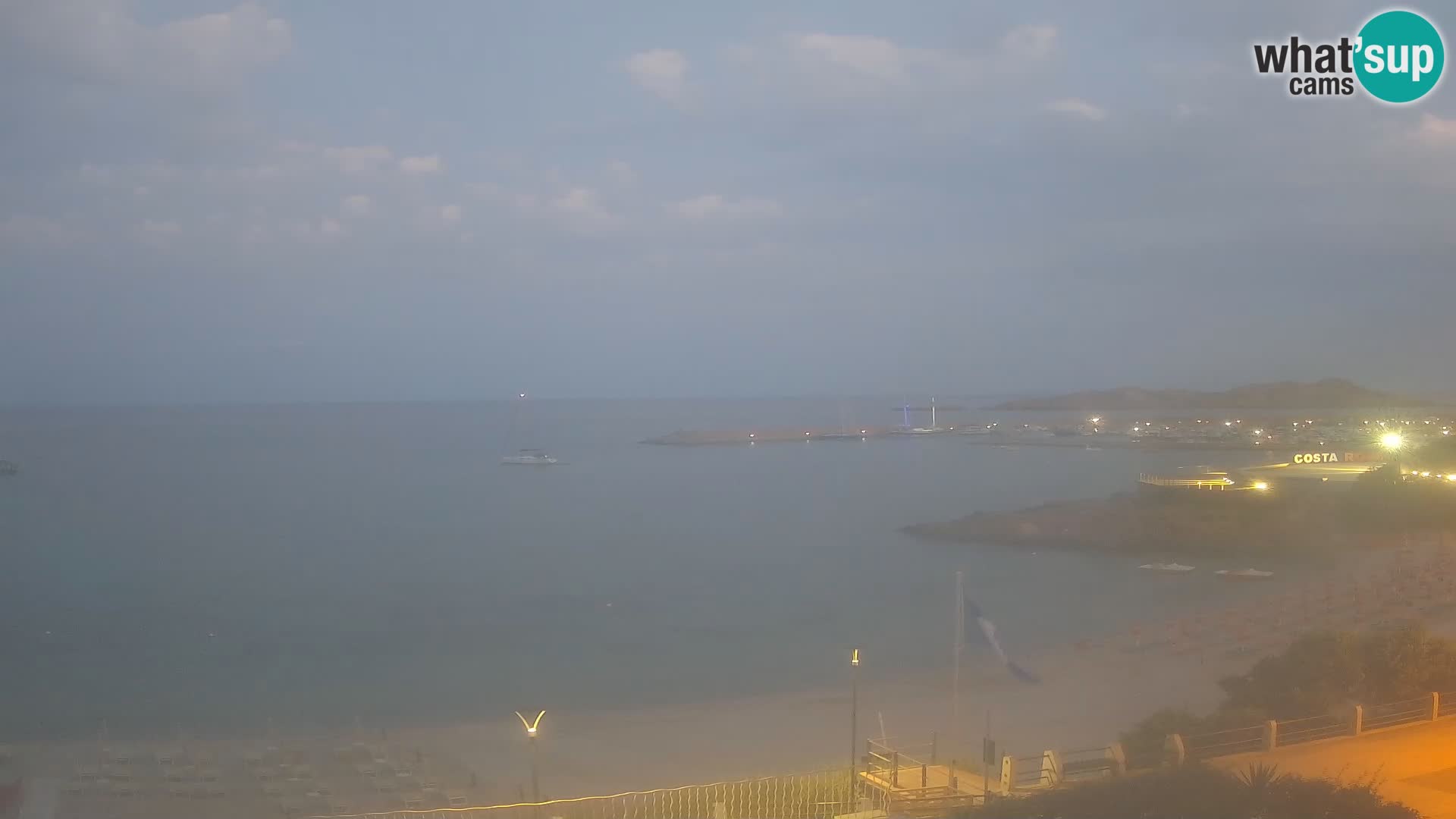 Beach Isola Rossa Webcam – Live View of Sardegna’s Stunning Shoreline