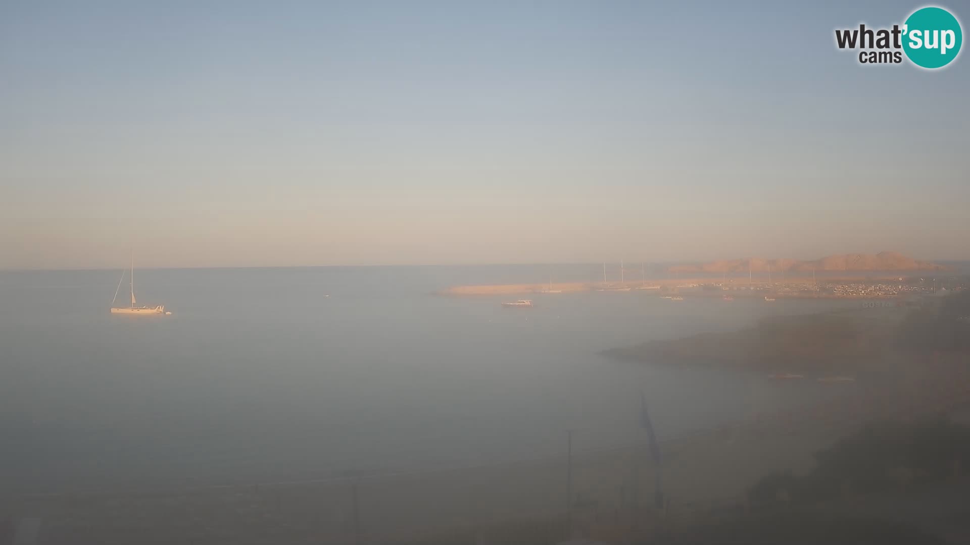 Beach Isola Rossa Webcam – Live View of Sardegna’s Stunning Shoreline