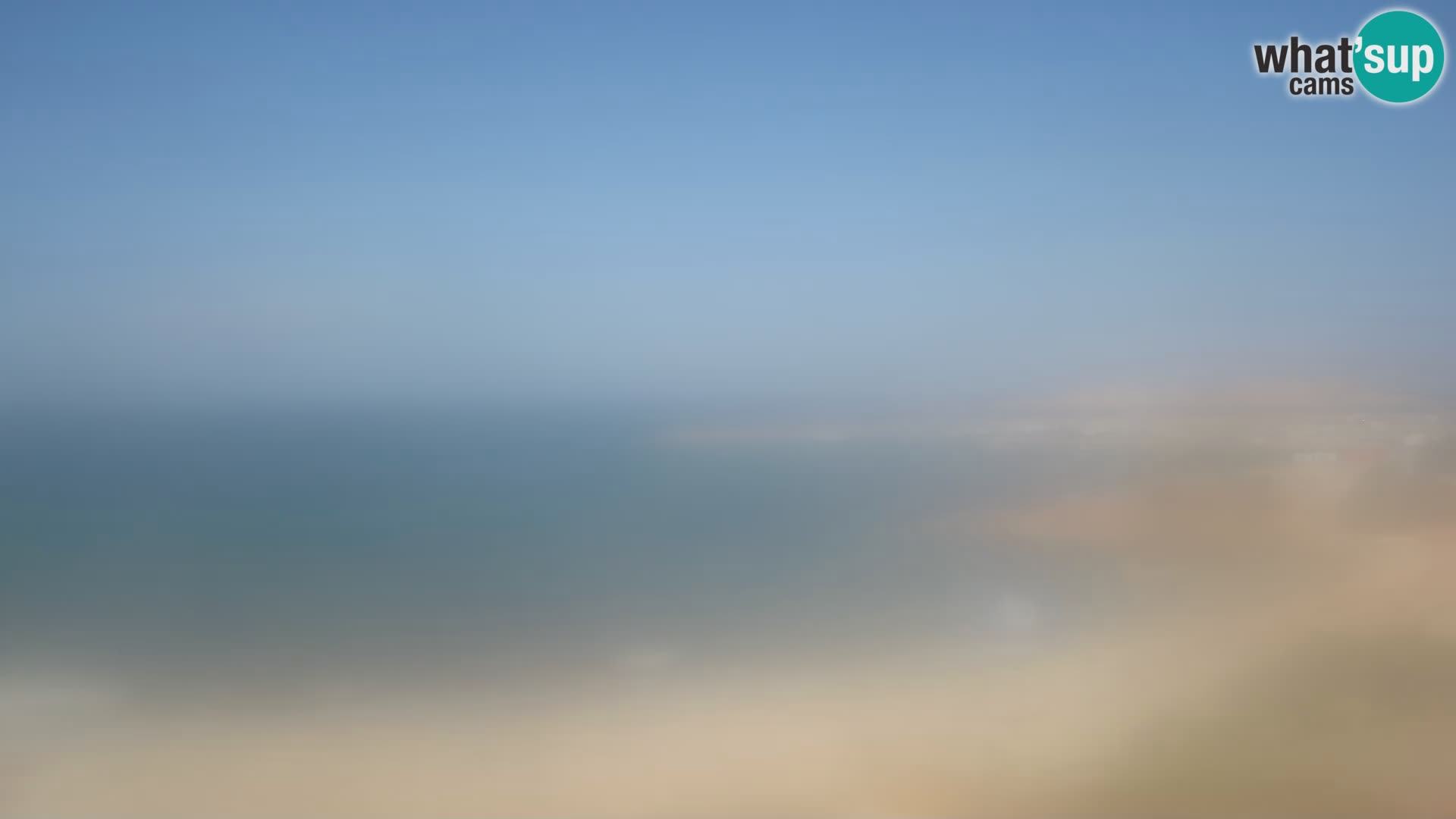 Webcam della spiaggia di Isola Rossa – Vista in diretta della meravigliosa costa della Sardegna