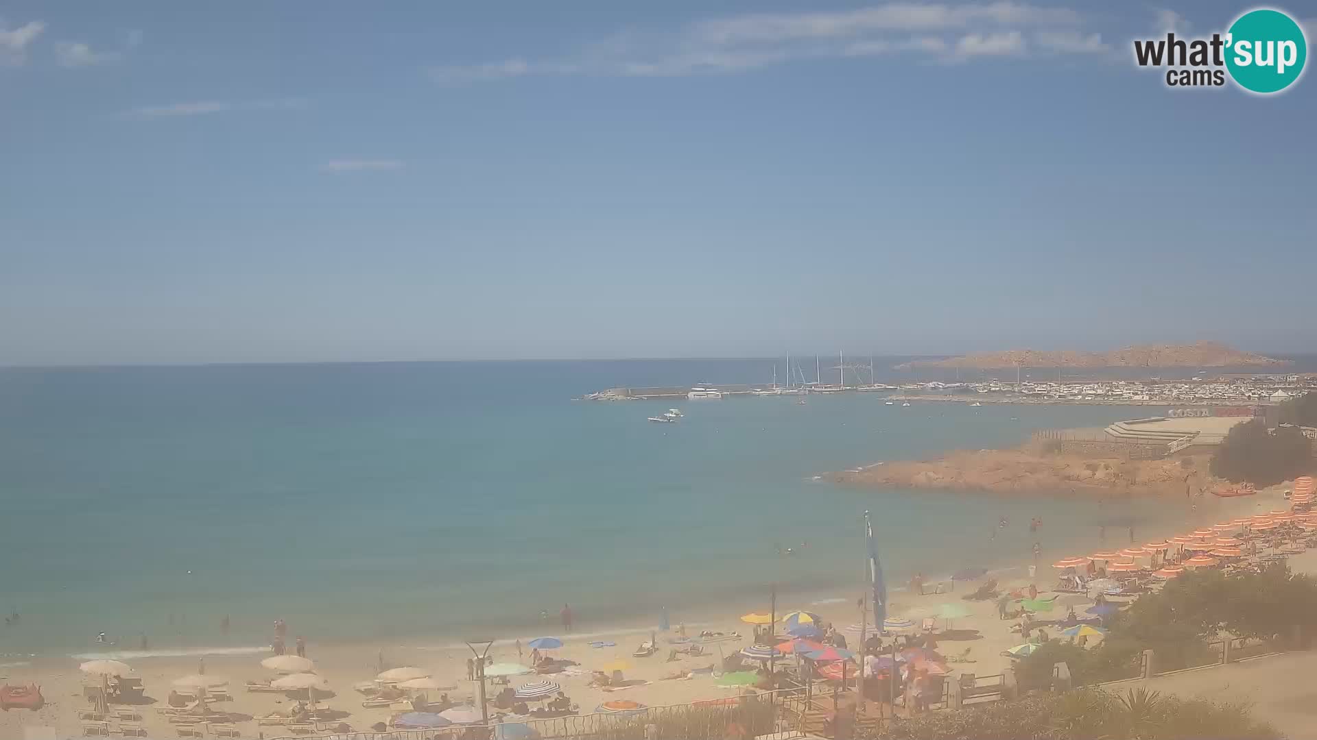 Web kamera plaže Isola Rossa – Uživo pogled na predivnu obalu Sardinije