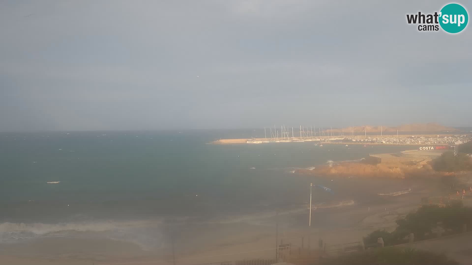 Beach Isola Rossa Webcam – Live View of Sardegna’s Stunning Shoreline