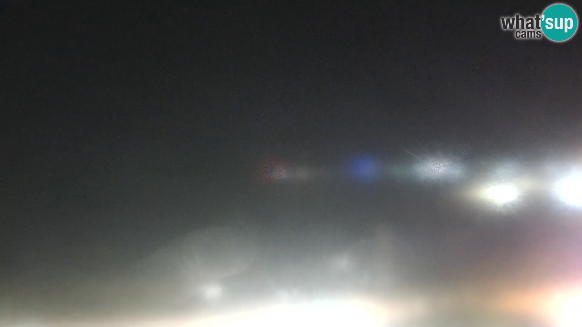 Webcam della spiaggia di Isola Rossa – Vista in diretta della meravigliosa costa della Sardegna