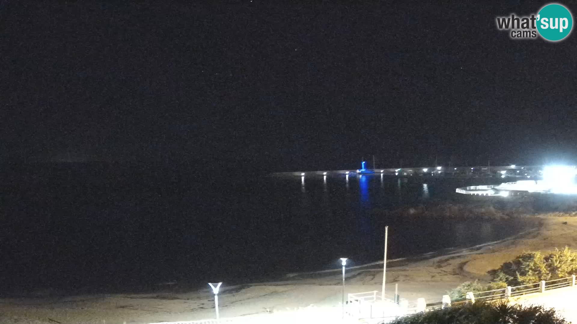 Beach Isola Rossa Webcam – Live View of Sardegna’s Stunning Shoreline