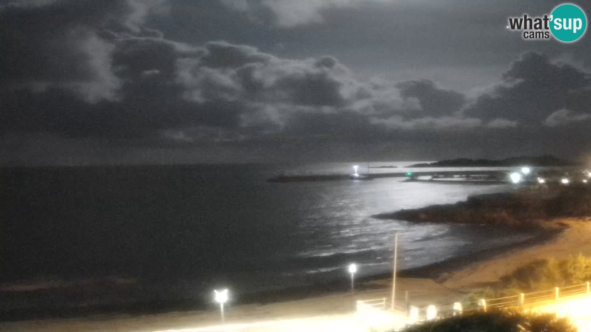 Beach Isola Rossa Webcam – Live View of Sardegna’s Stunning Shoreline