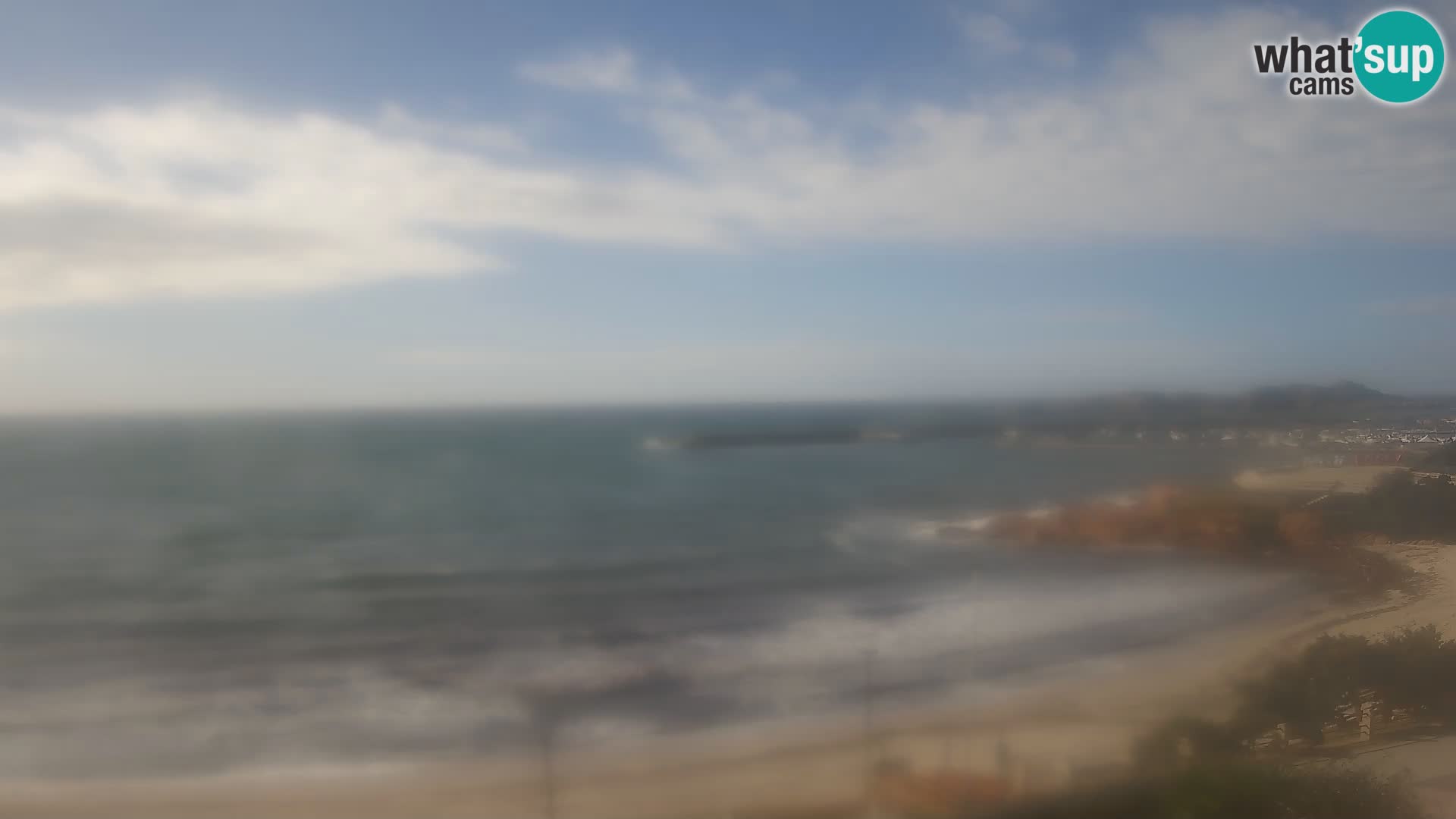 Web kamera plaže Isola Rossa – Uživo pogled na predivnu obalu Sardinije