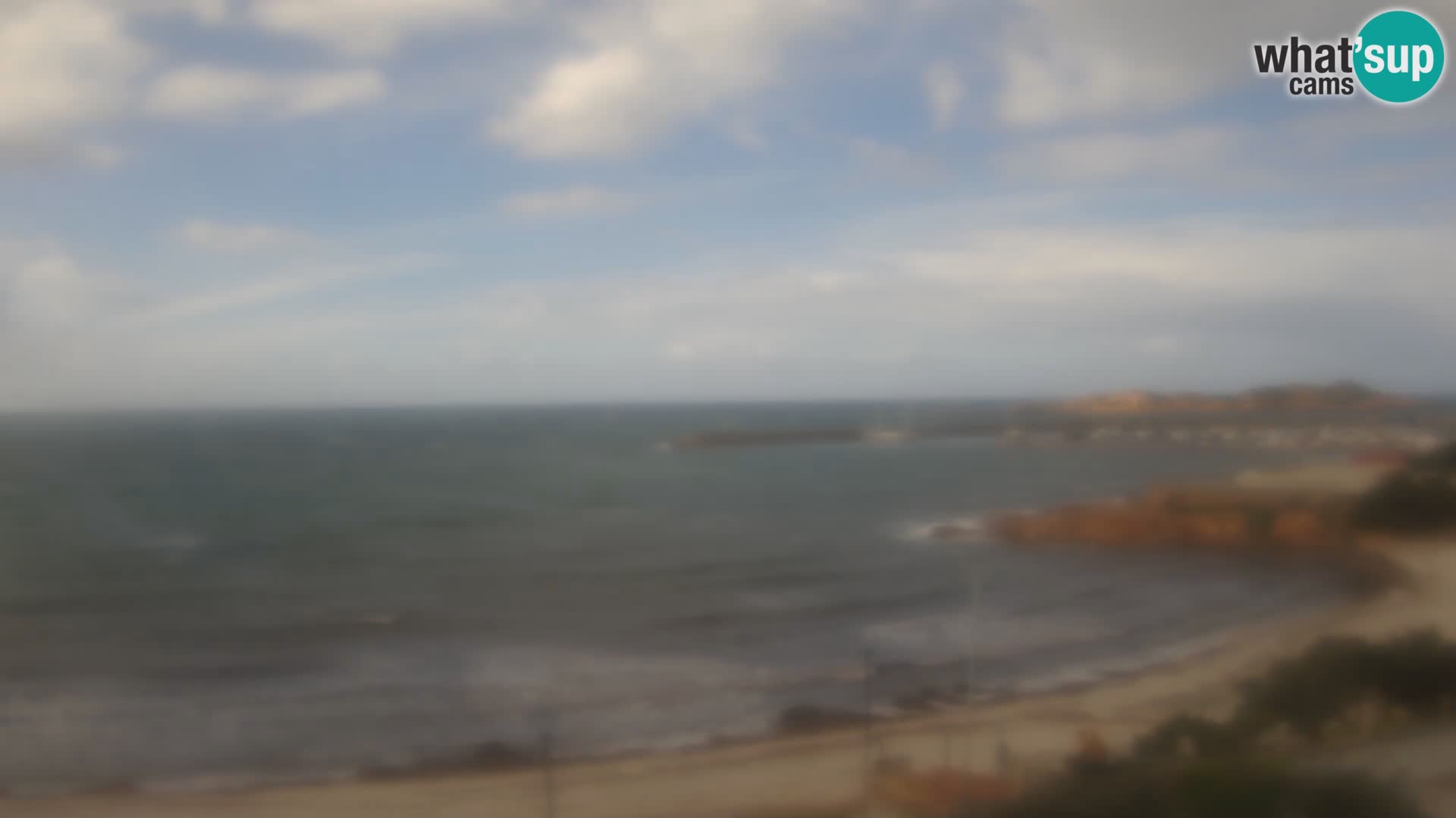 Beach Isola Rossa Webcam – Live View of Sardegna’s Stunning Shoreline