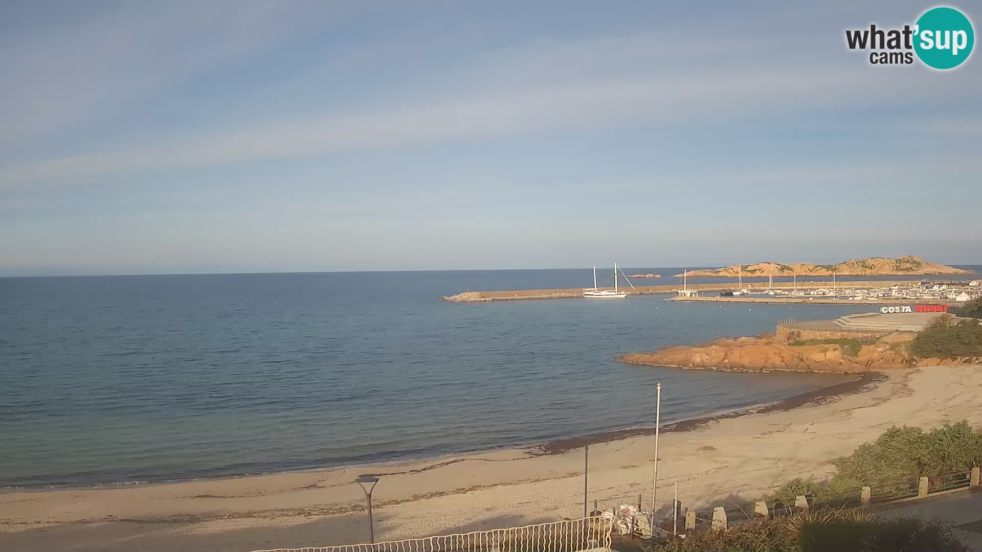 Isola Rossa Strand Webcam – Live-Ansicht der atemberaubenden Küstenlinie von Sardinien