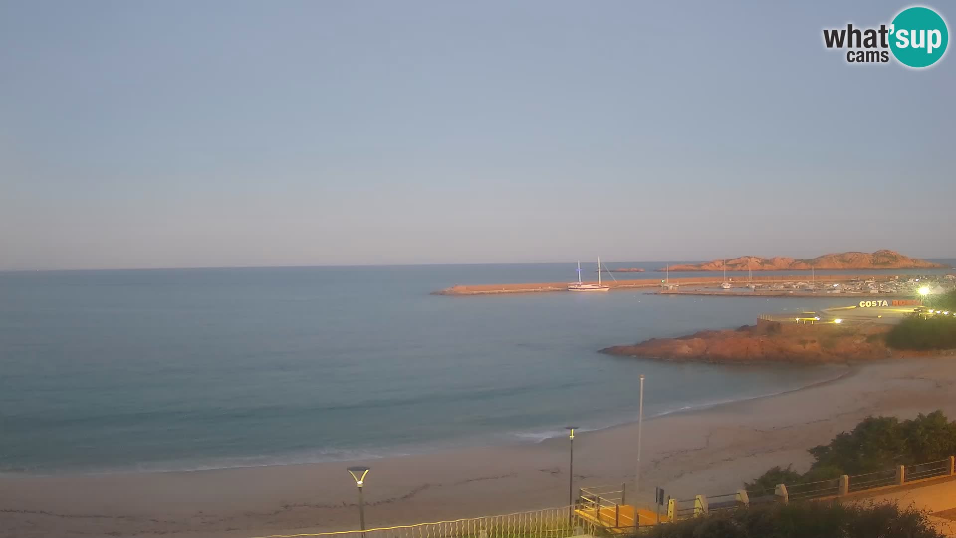 Webcam de la plage d’Isola Rossa – Vue en direct de la magnifique côte de la Sardaigne